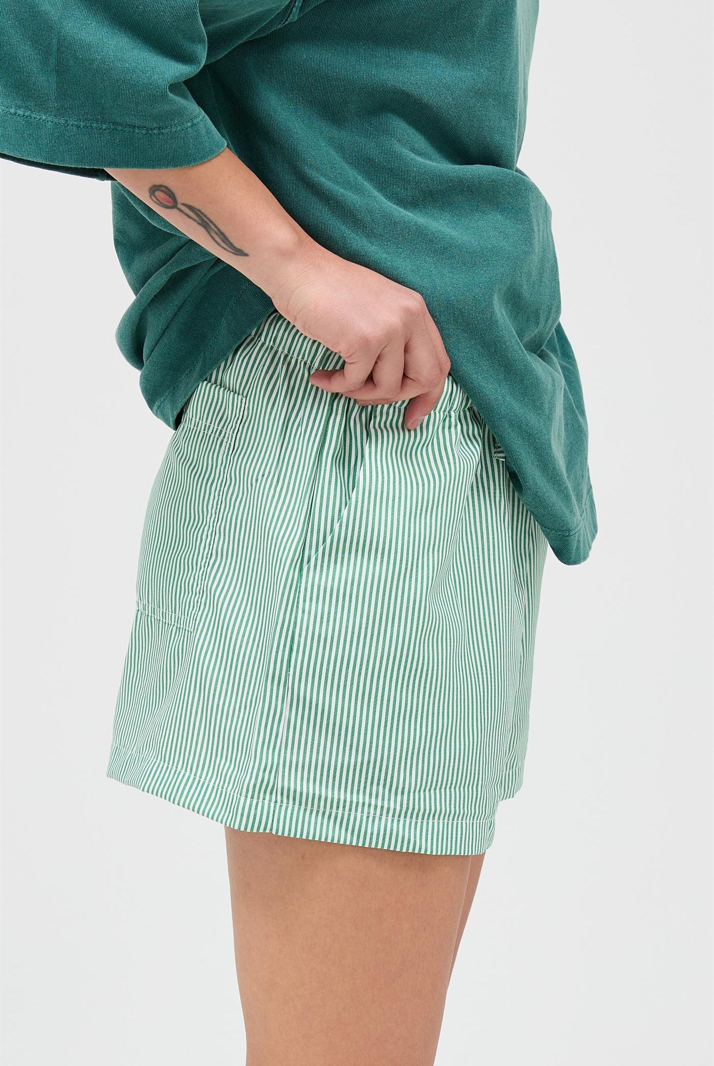 Wholesale Striped Drawstring Waist Shorts Shorts DZ26A747 GREEN DOUBLE ZERO