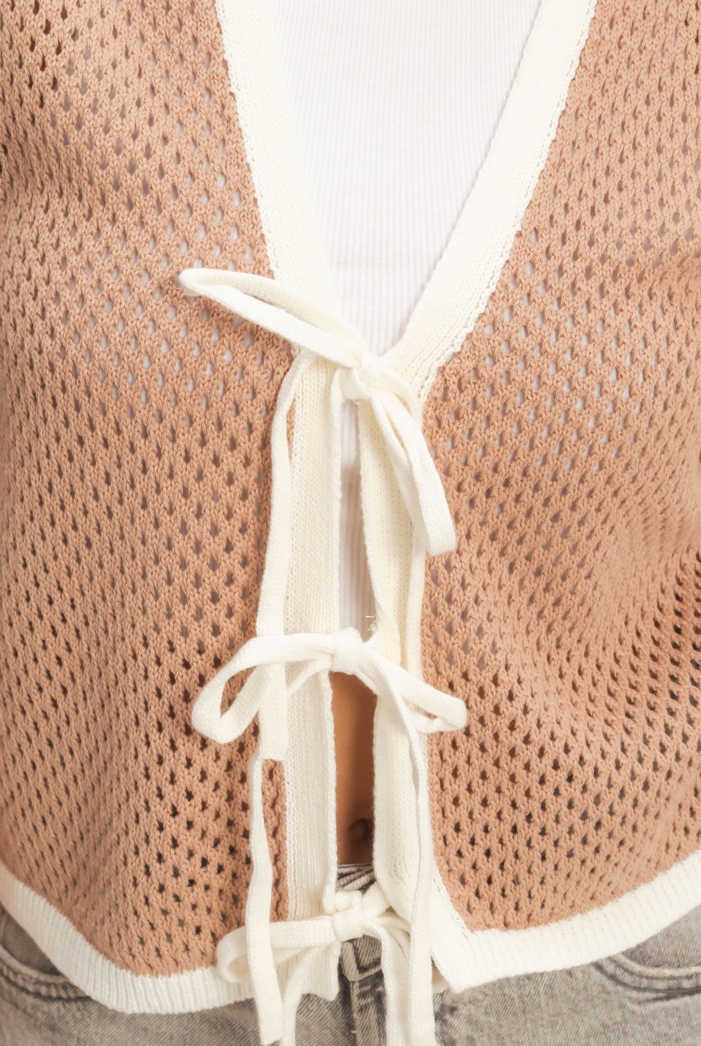 Wholesale Knit Vest With Tie Closure Sweaters HF26A238 L.TAUPE/IVORY HYFVE