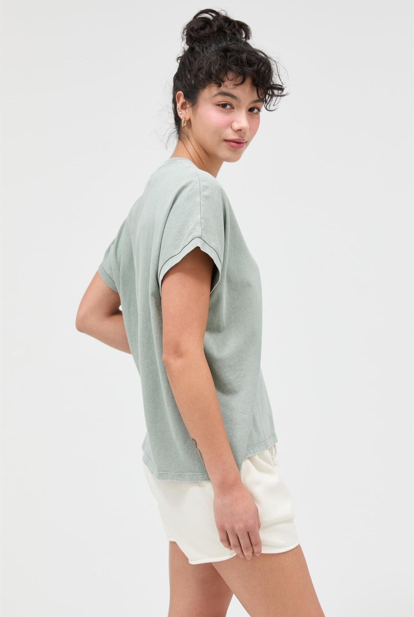 Wholesale Capped Sleeve Mineral Wash T-Shirt T-Shirts DZ26A033 SAGE GREEN DOUBLE ZERO