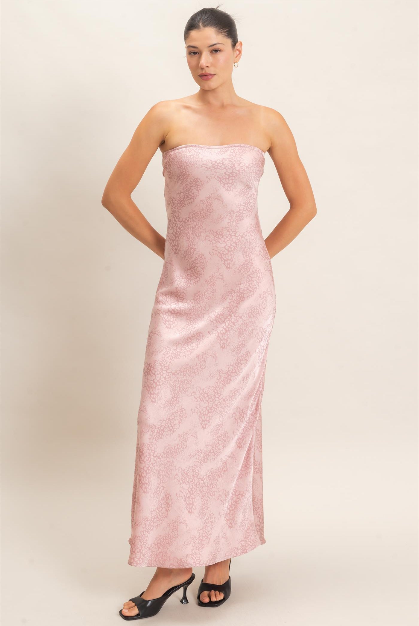 Wholesale Satin Patterned Maxi Dress Dresses HF26F029 PINK HYFVE