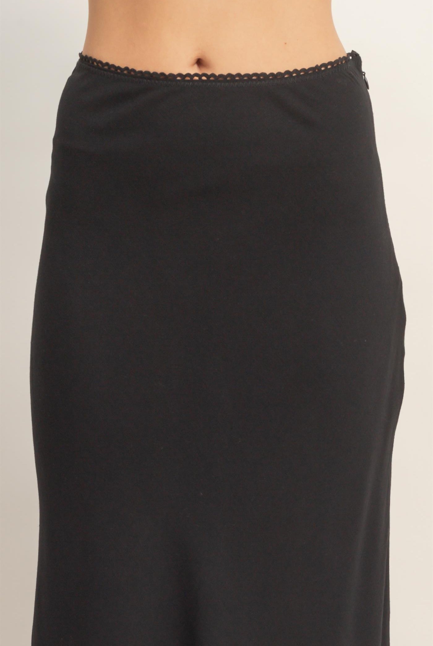 Wholesale Maxi Skirt With Elastic Waistband Skirts HF26A473-D BLACK HYFVE