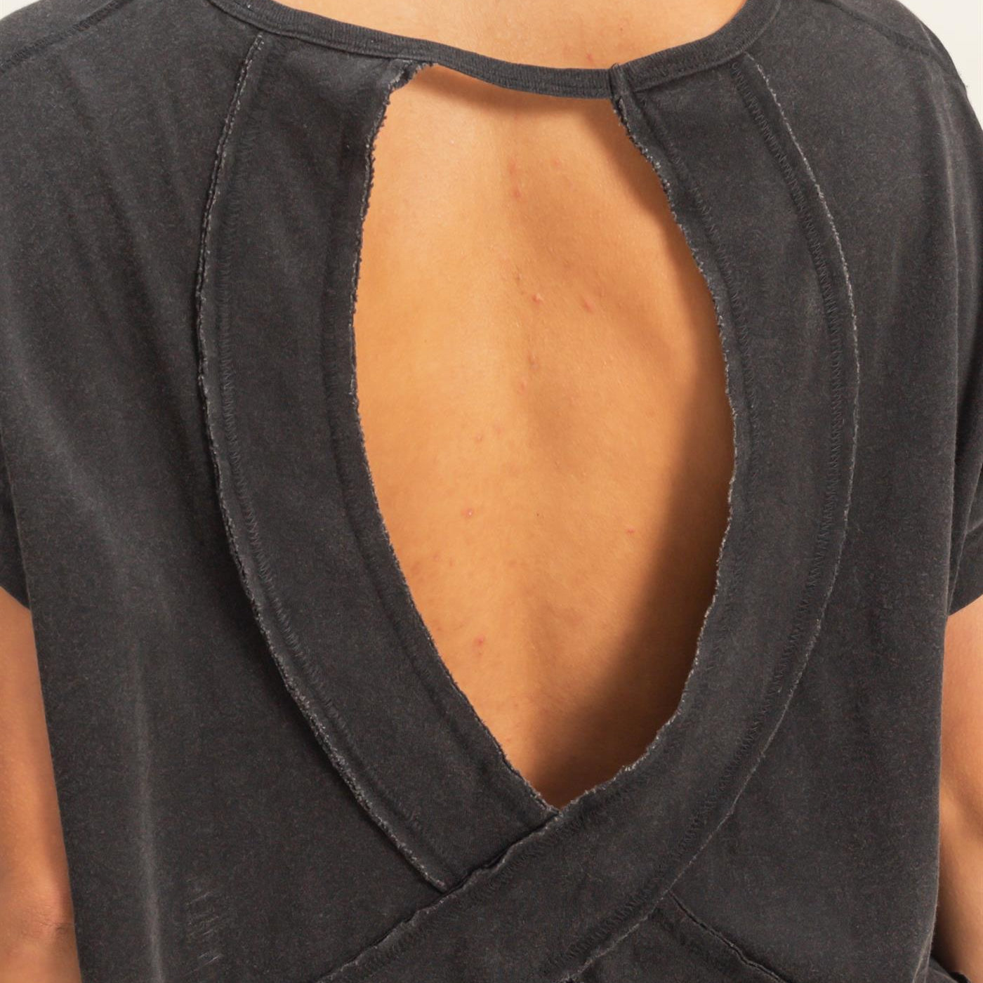 Wholesale Acid Wahsed Cross Detail Open Back Top Clothing Tops DZ26A225 BLACK DOUBLE ZERO