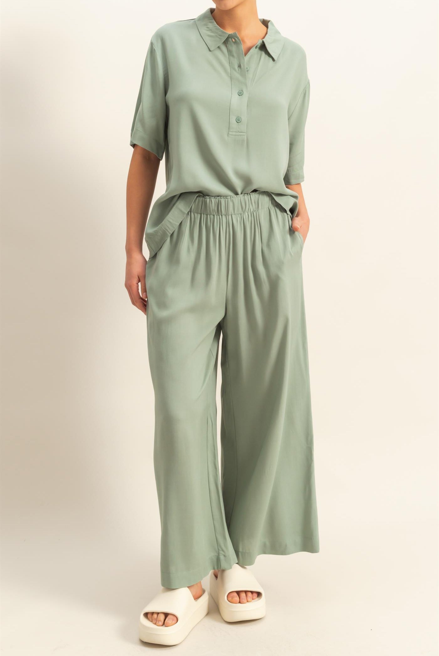 Wholesale High Waist Woven Wide Leg Pants Pants DZ25C192 SAGE GREEN DOUBLE ZERO
