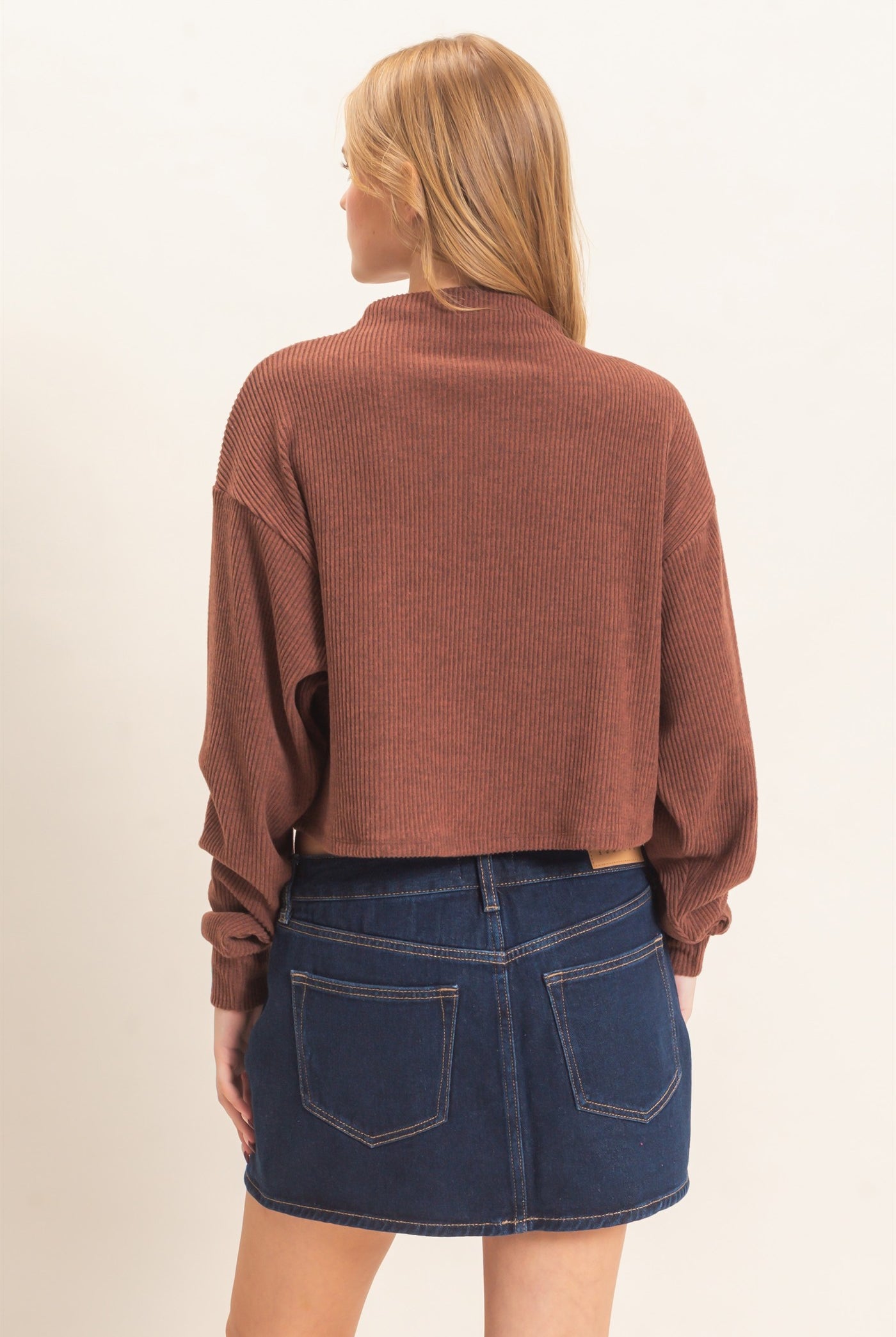 Wholesale Ribbed Mock Neck Top Clothing Tops HF26F030 BROWN HYFVE