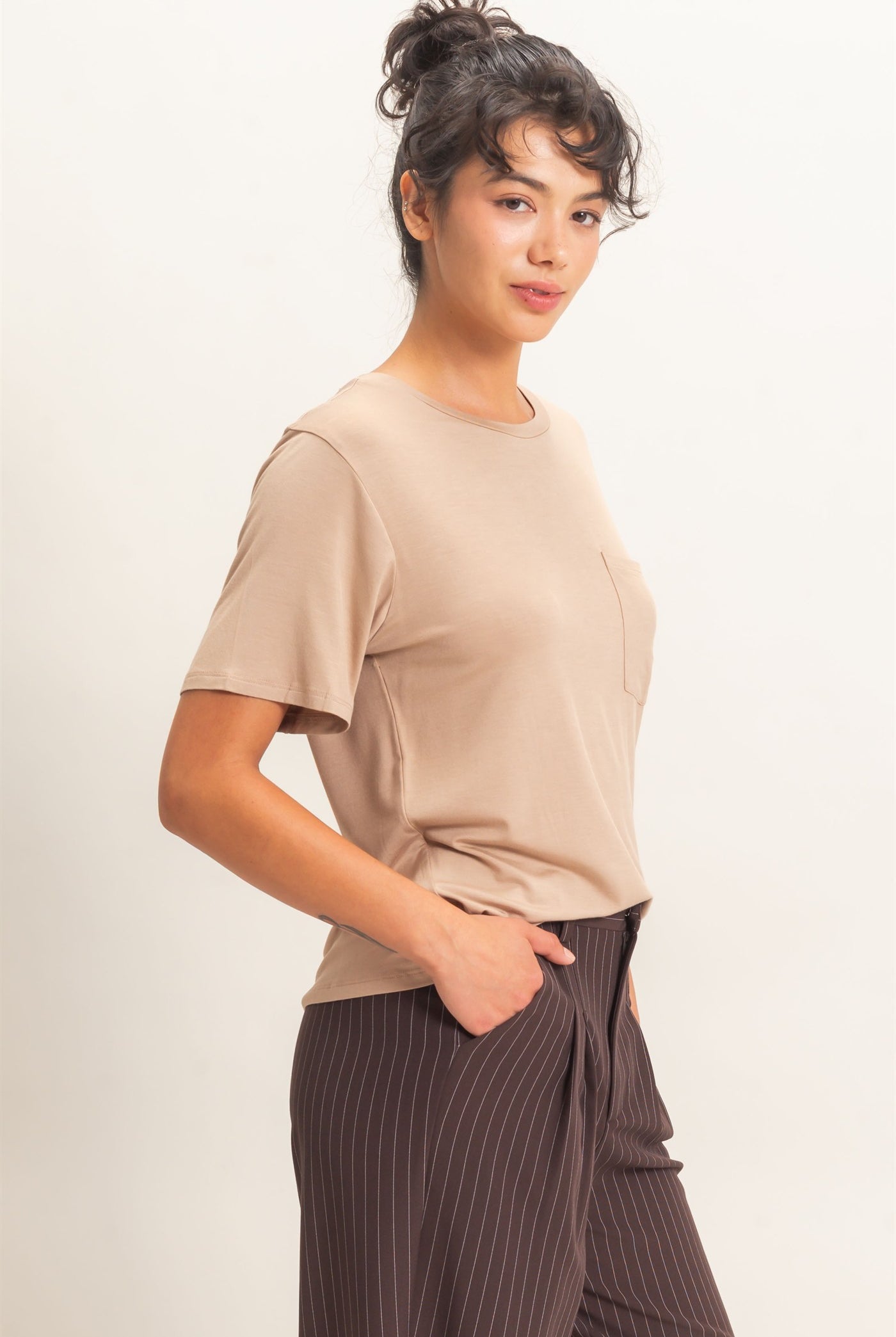 Wholesale Crew Neck Pocket Tee Clothing Tops DZ26E254 DARK TAUPE DOUBLE ZERO
