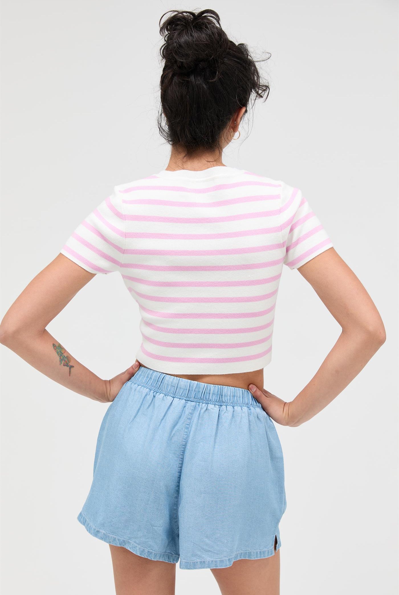 Wholesale Striped And Knit Crew Neck Crop Top Clothing Tops DZ26A139 PINK DOUBLE ZERO
