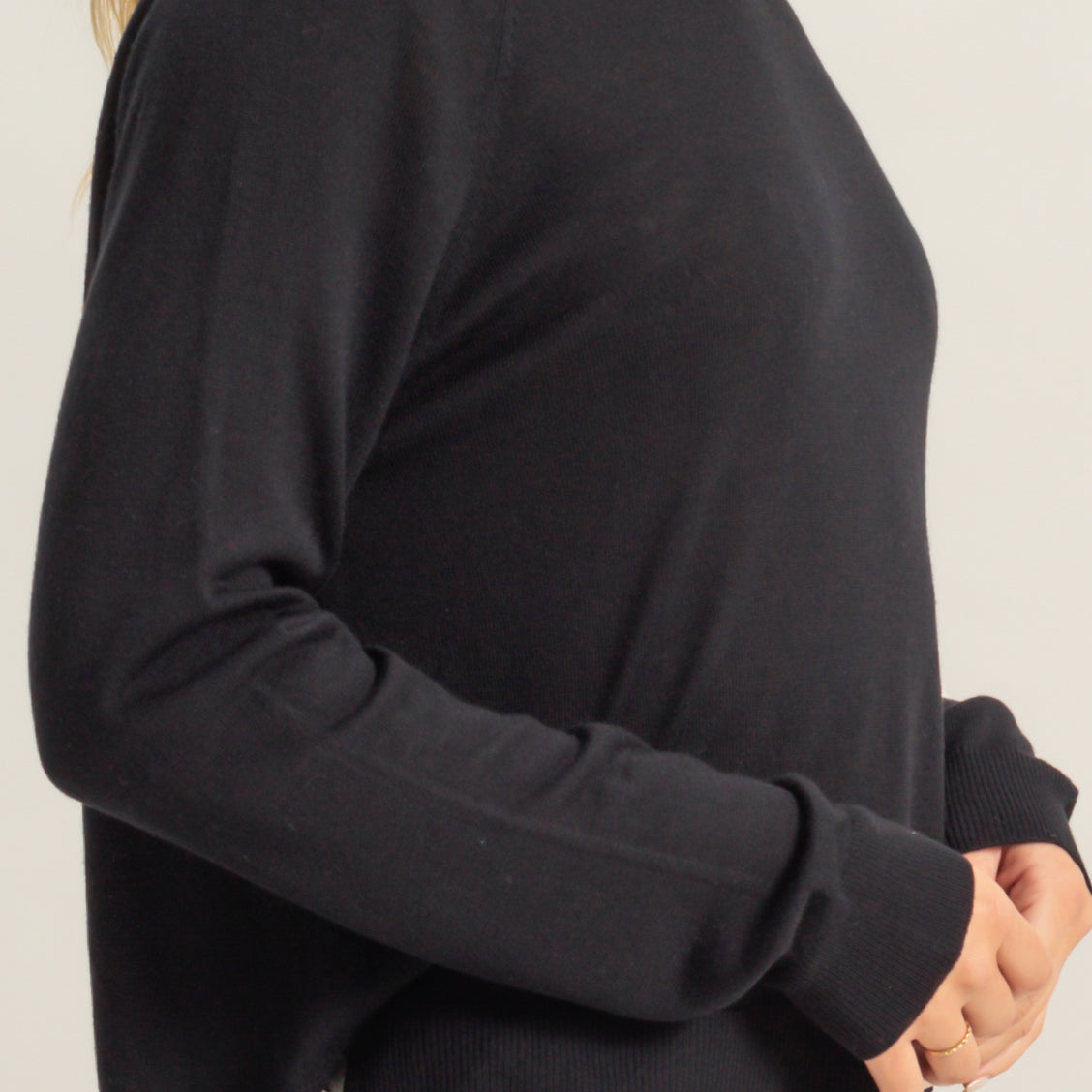 Wholesale Round Neck Raglan Sleeve Knit Top Sweaters DZ25C061 BLACK DOUBLE ZERO