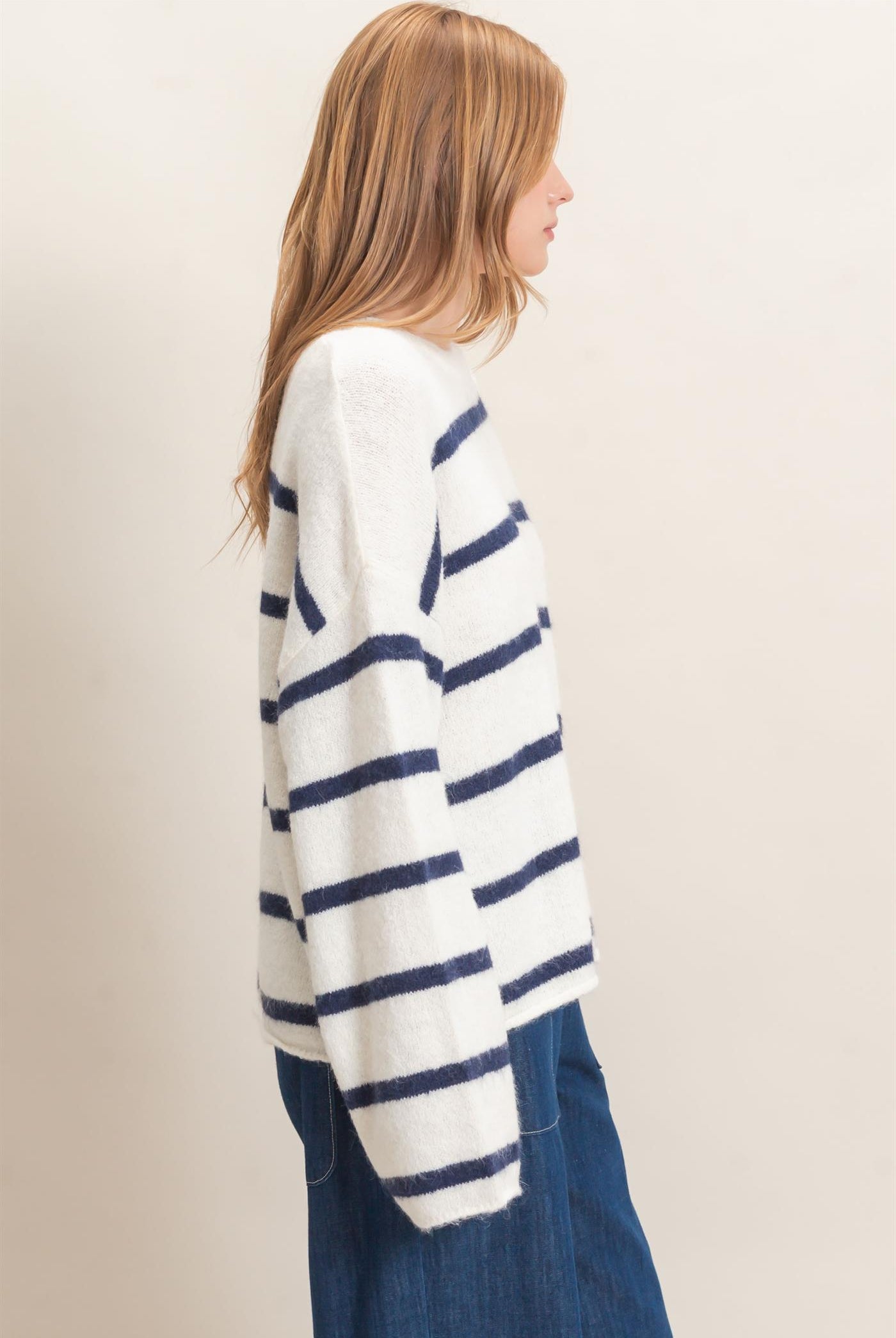 Wholesale Striped Crew Neck Sweater Sweaters HF26E894 NAVY HYFVE