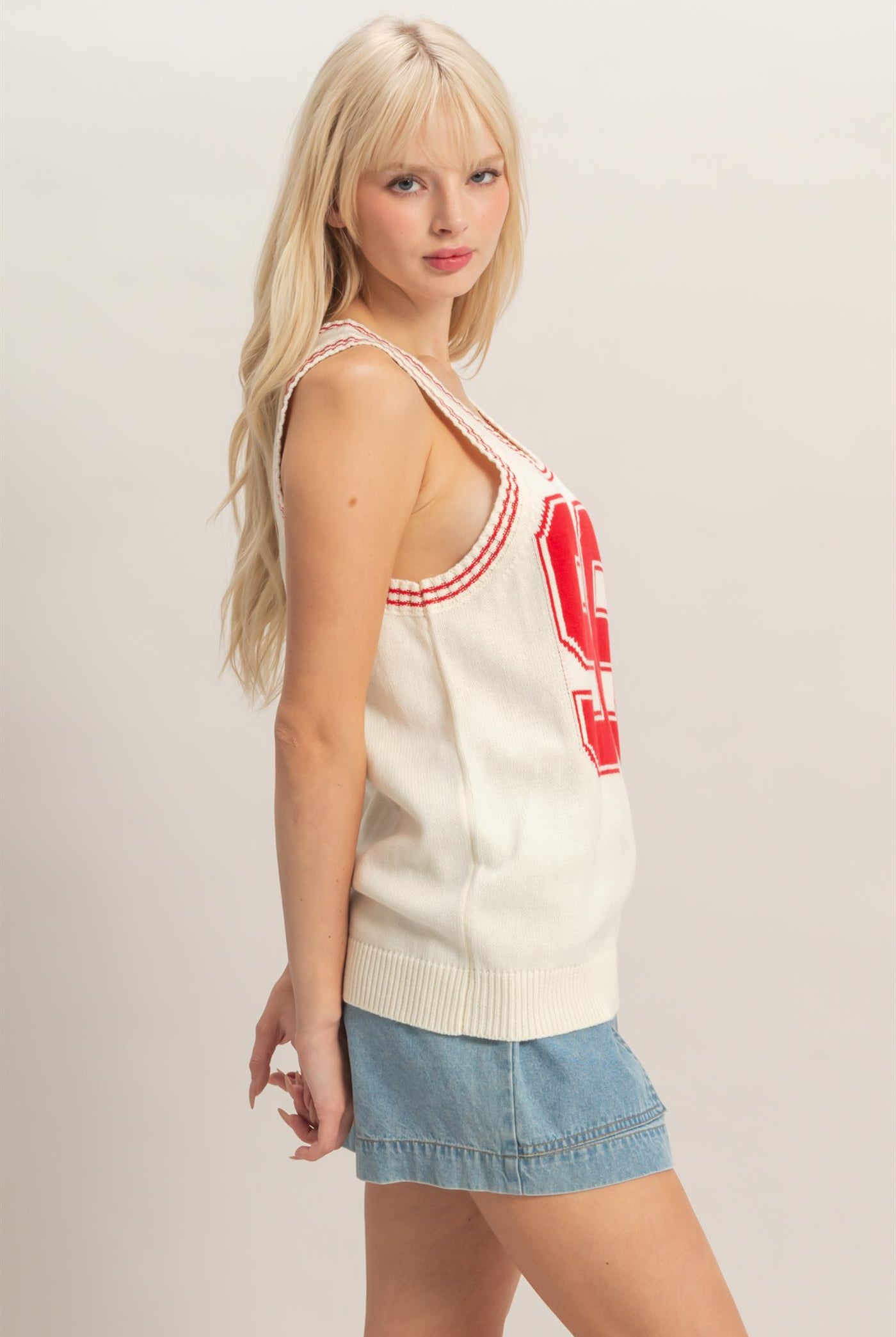 Wholesale Number Graphic Knit Tank Top Tank Tops DZ26A821 RED DOUBLE ZERO