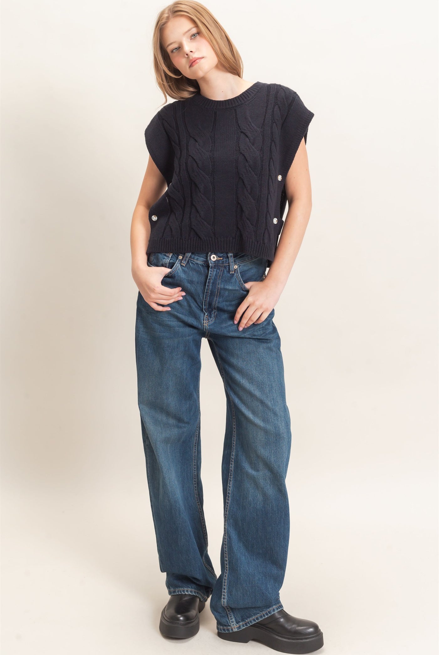 Wholesale Cable Knit Vest With Side Buttons Sweaters HF26F193 BLACK HYFVE