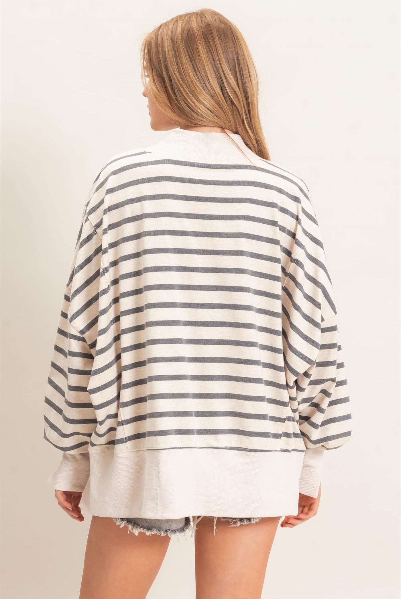 Wholesale Striped Mock Neck Sweatshirt Sweatshirts HF27A178-D GRAY/ECRU HYFVE