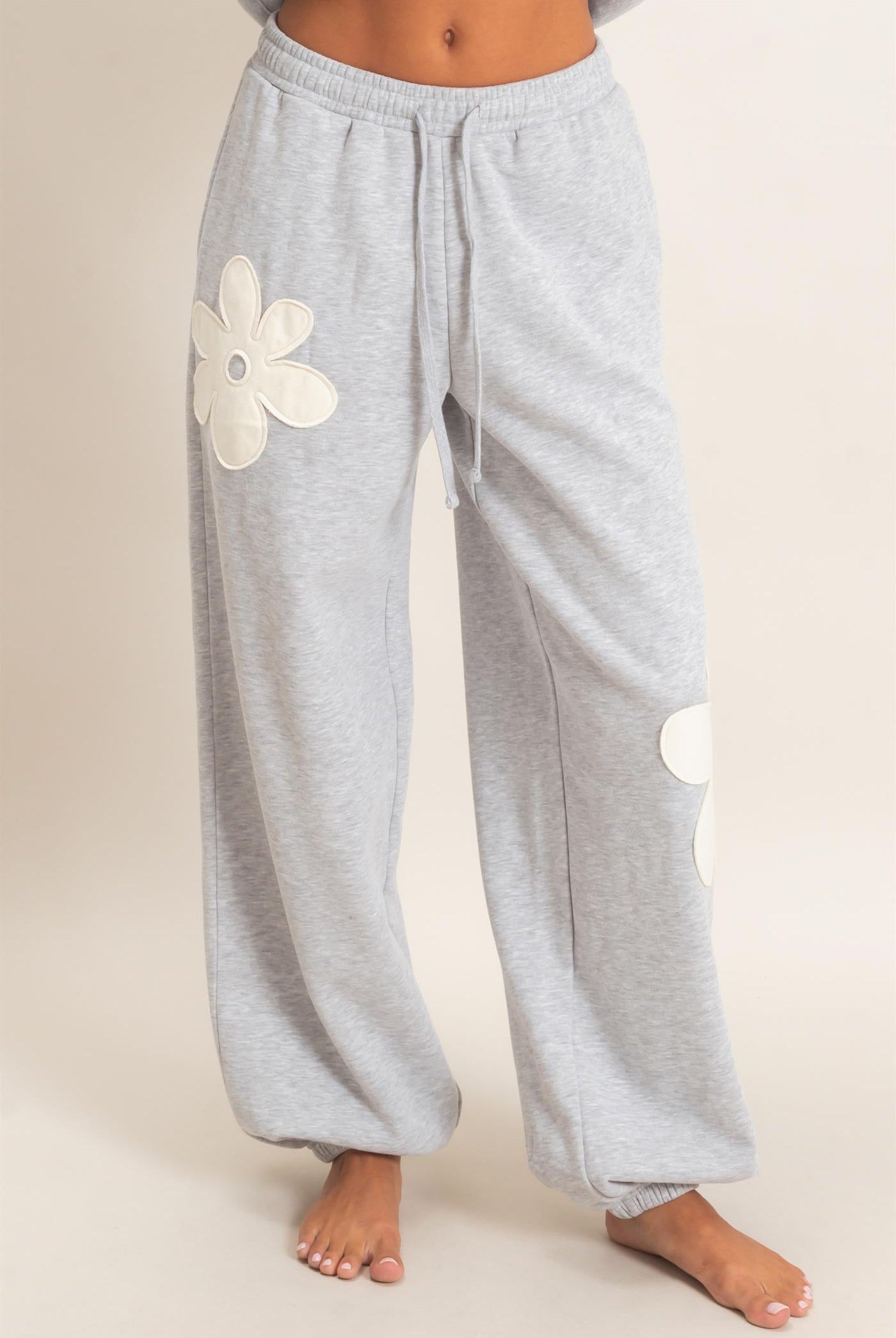 Wholesale Floral Applique Drawstring Jogger Pants Joggers DZ26F308 HEATHER GRAY DOUBLE ZERO