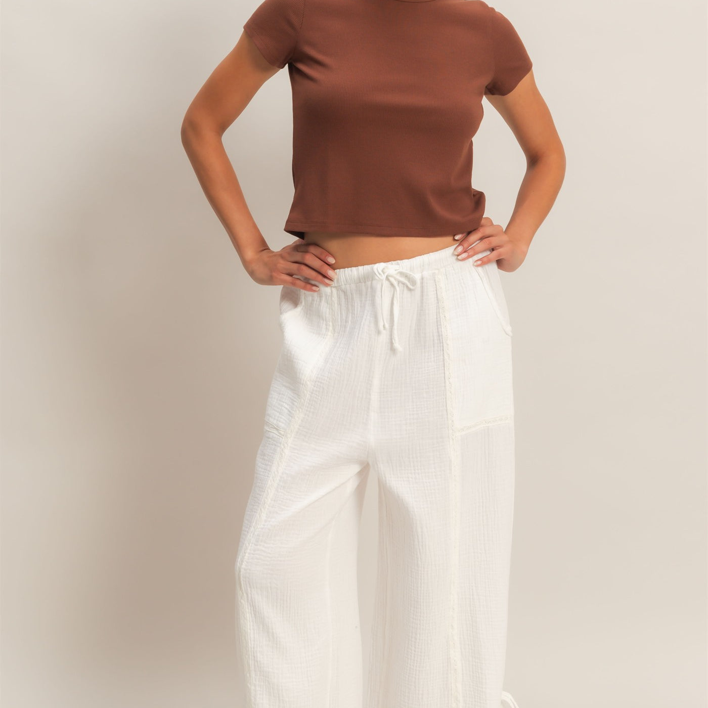 Wholesale Gauze Drawstring Jogger Pants Joggers HF26A822 OFF WHITE HYFVE