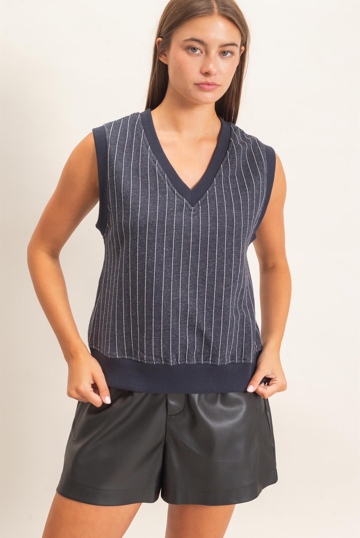 Wholesale V-Neck Pinstripe Sleeveless Top Clothing Tops DZ26E626 NAVY DOUBLE ZERO