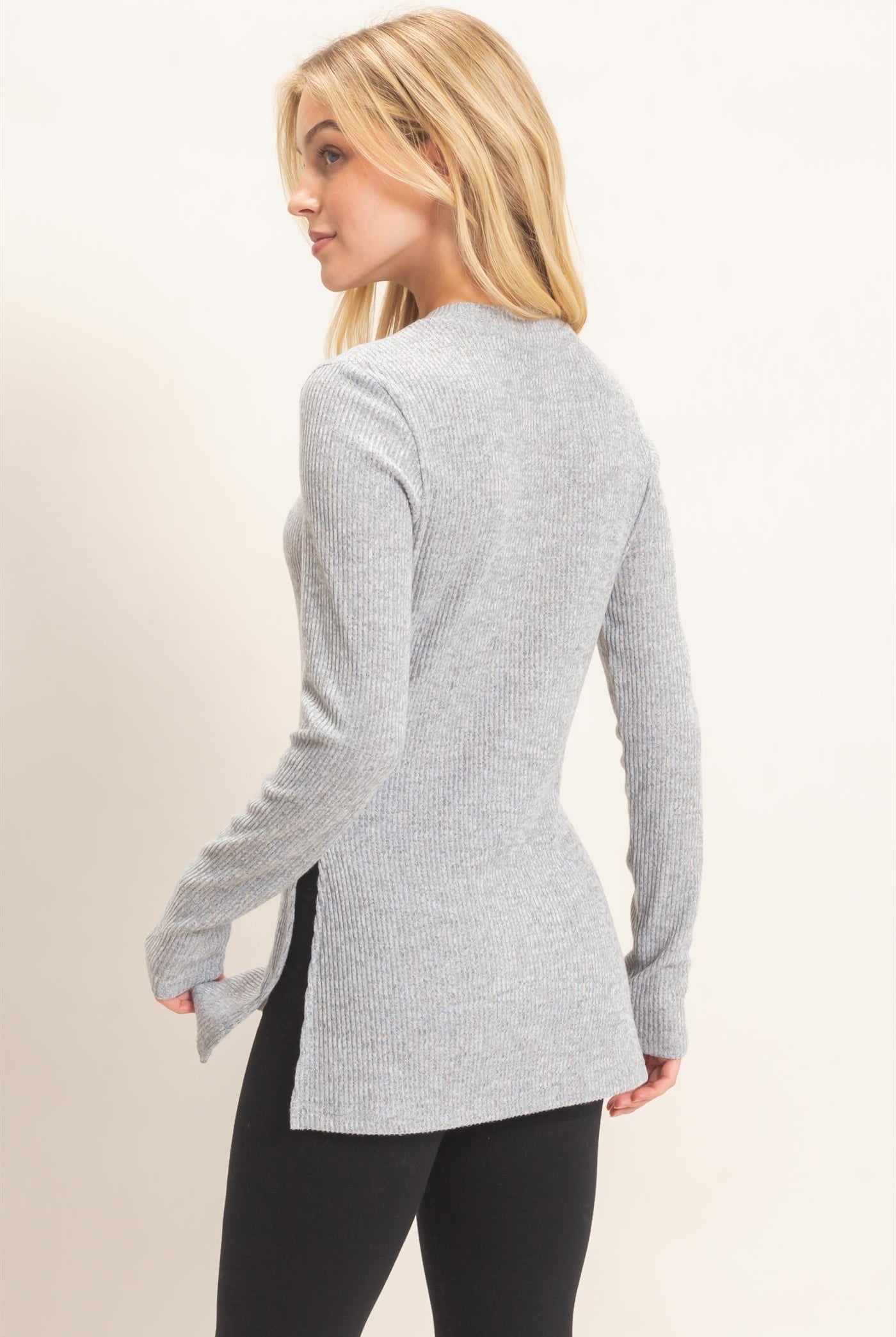Wholesale Ribbed Crew Neck Sweater Clothing Tops HF26F034 GRAY HYFVE