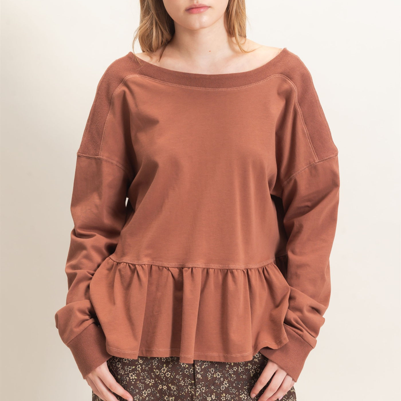 Wholesale Ruffled Hem Long Sleeve Top Clothing Tops HF26E065 SIENNA HYFVE
