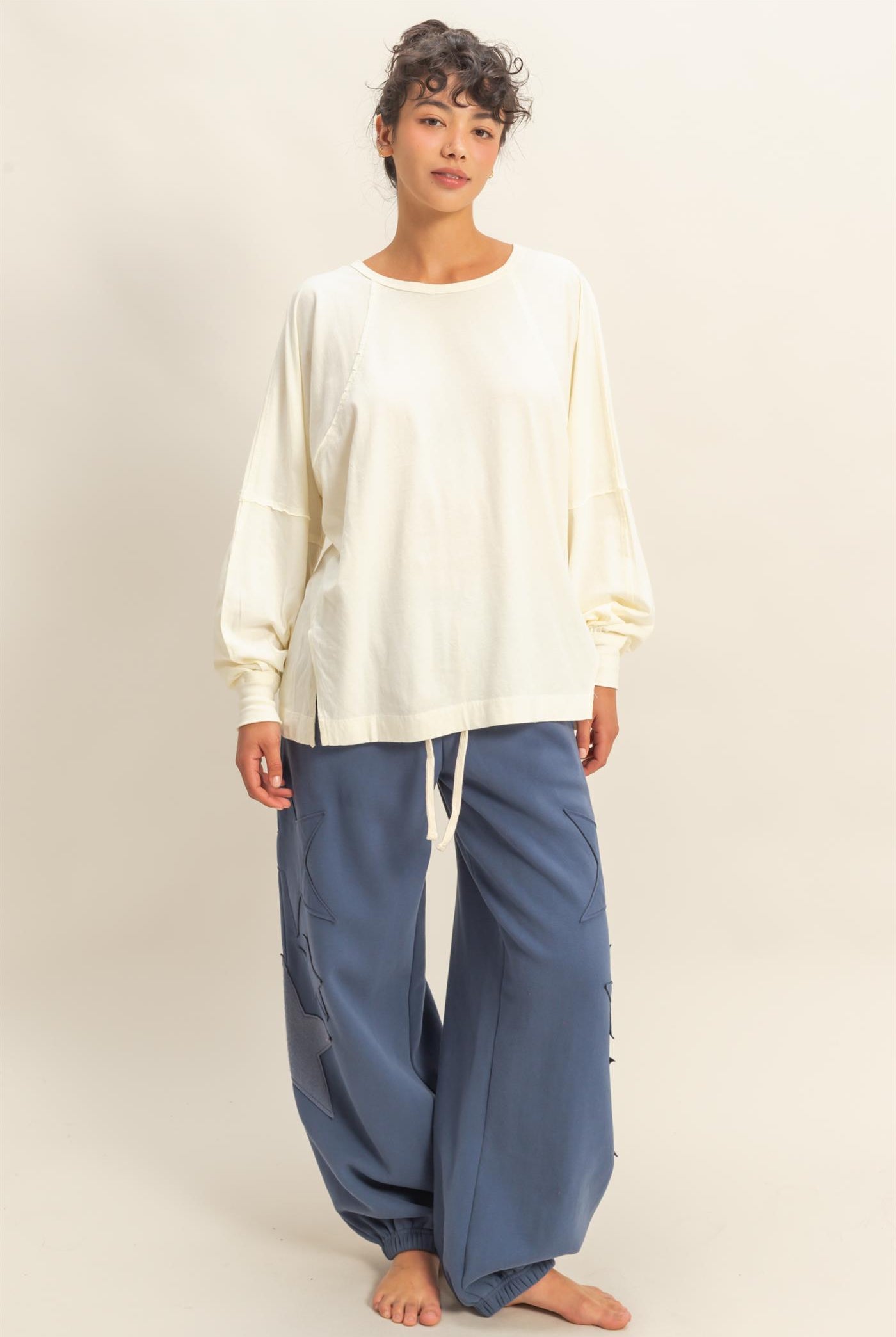 Wholesale Washed Oversized Long Sleeve Top With Slit Clothing Tops DZ25C921 CREAM HYFVE