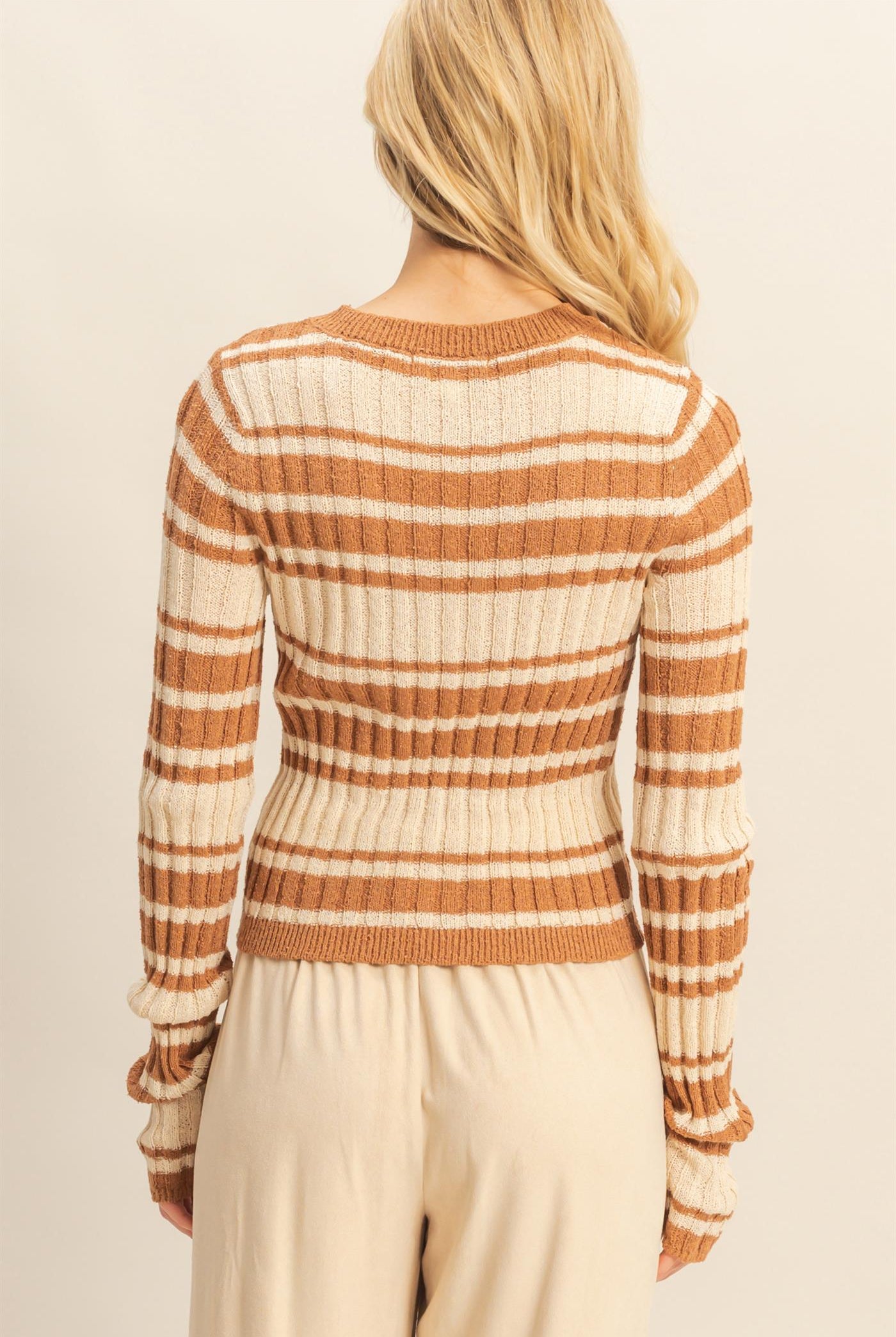 Wholesale Horizontal Striped Crew Neck Sweater Clothing Tops HF25E811 BROWN HYFVE