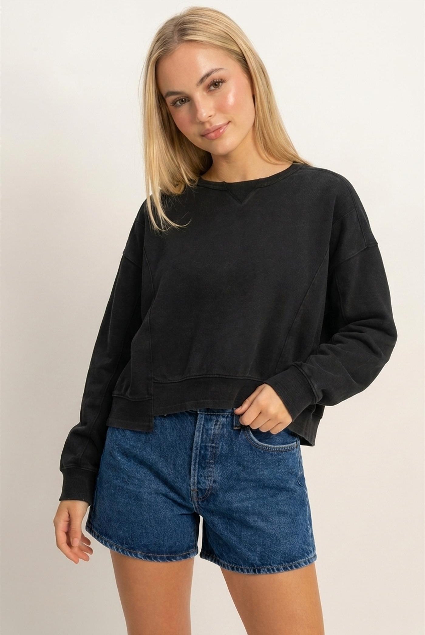 Wholesale Acid Wash Seam Detail Crew Neck Sweatshirt Sweatshirts DZ26E260 BLACK DOUBLE ZERO