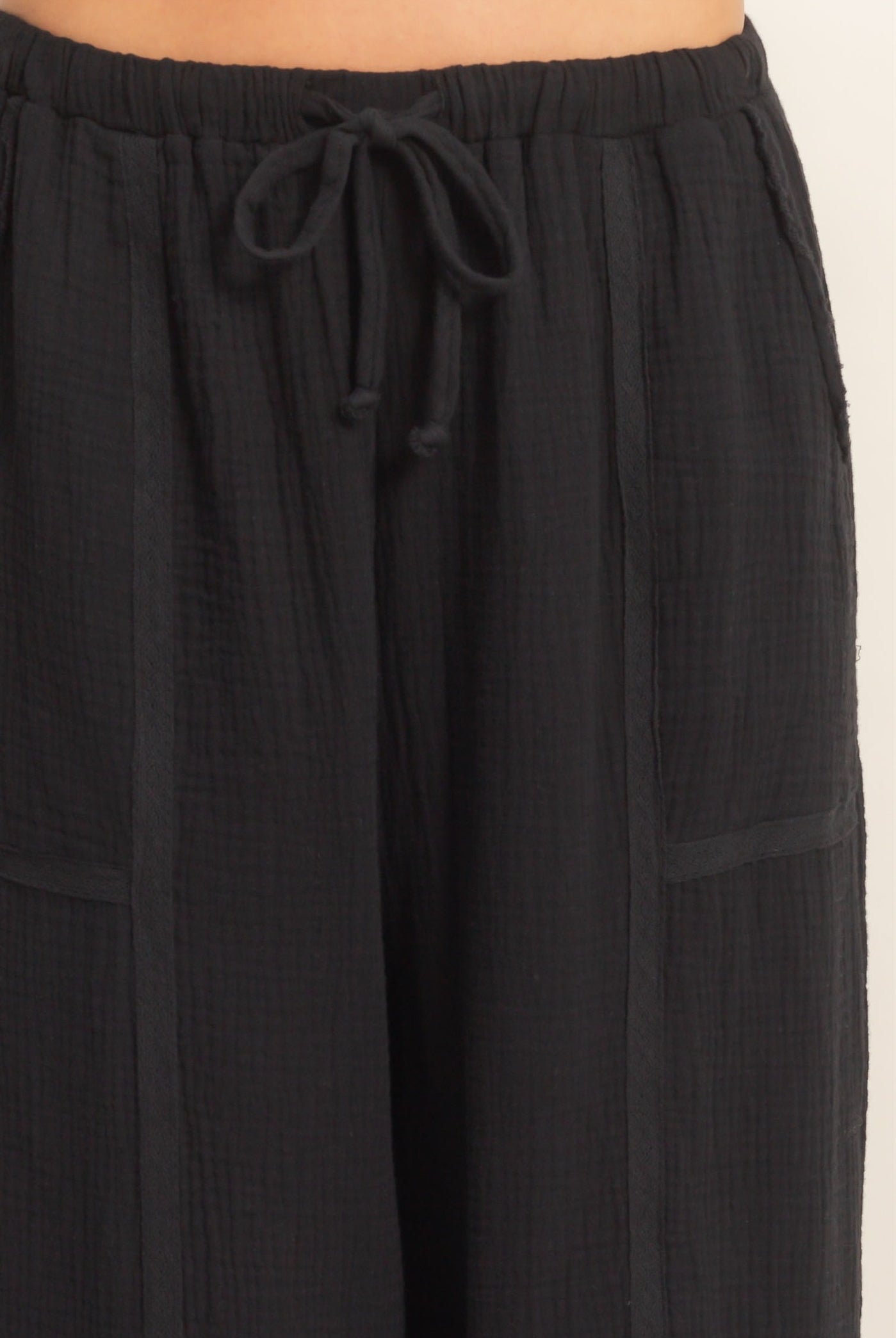 Wholesale Gauze Drawstring Jogger Pants Joggers HF26A822 BLACK HYFVE