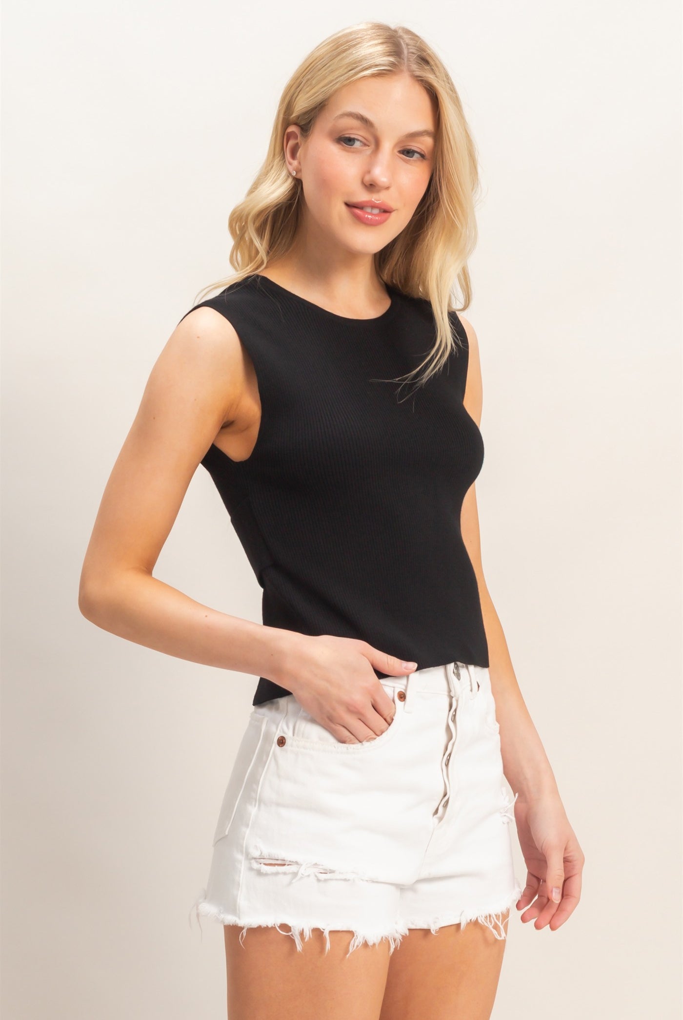 Wholesale Ribbed Crew Neck Sleeveless Open Back Top Clothing Tops DZ26C692 BLACK DOUBLE ZERO