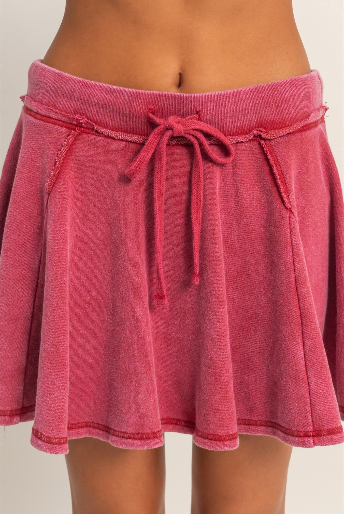 Wholesale Acid Washed Mid Wiast Flowy Skort Skorts DZ26A928 DARK RED DOUBLE ZERO