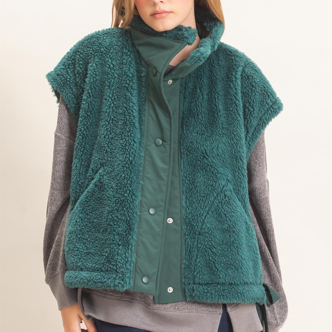 Wholesale Sherpa Vest With Snap Closure Outerwear HF26F131-D GREEN HYFVE