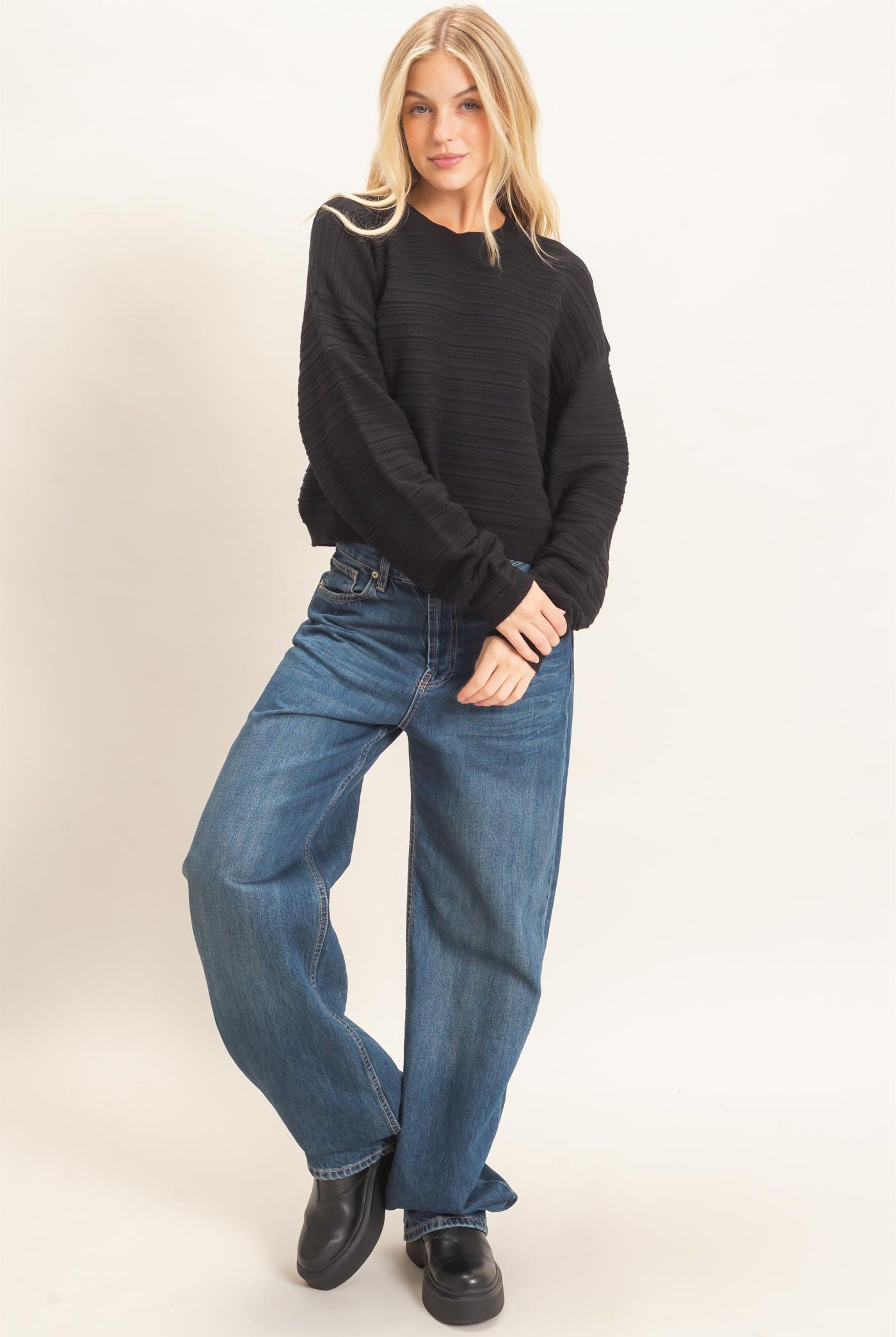 Wholesale Textured Crew Neck Sweater Sweaters HF26F196 BLACK HYFVE