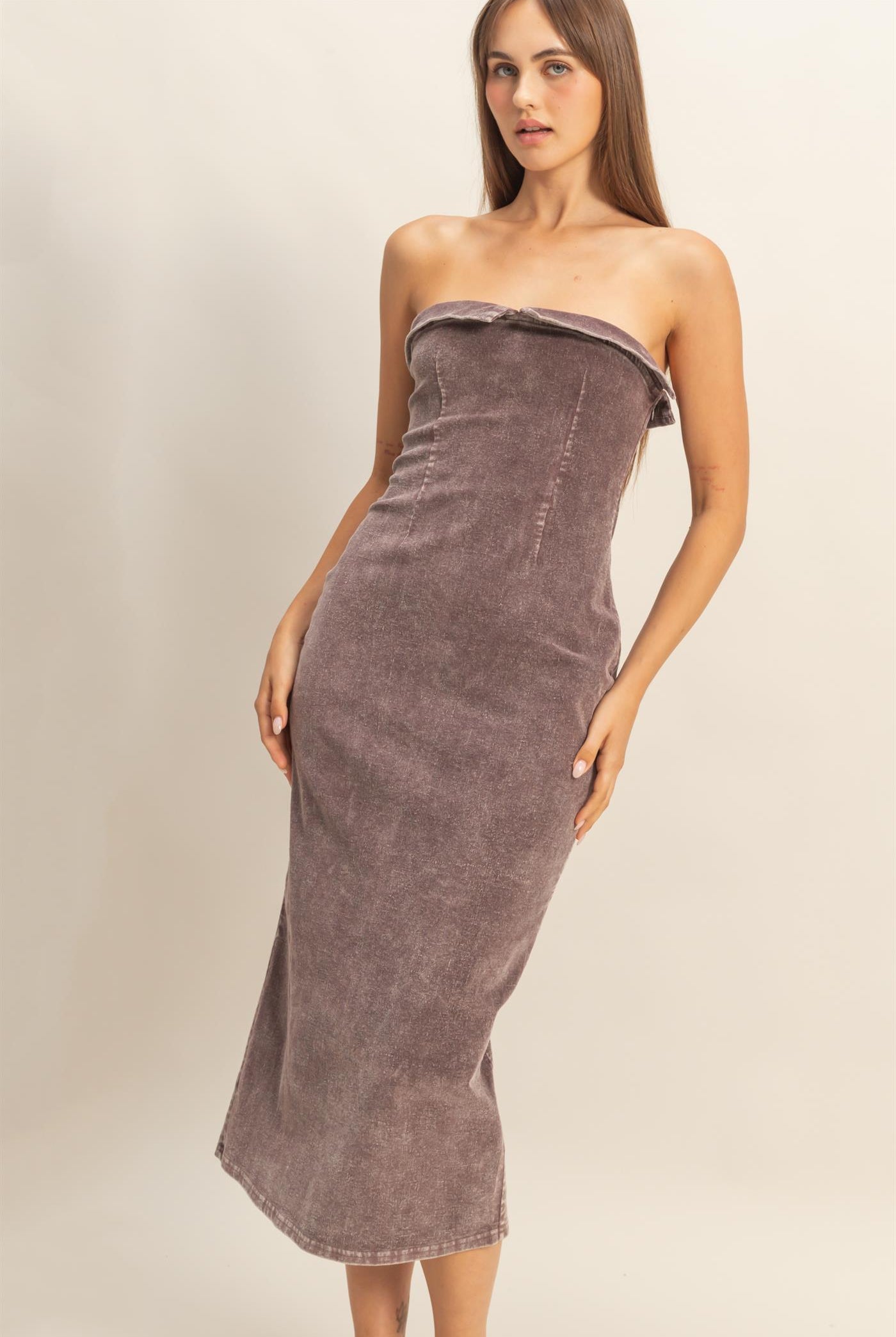 Wholesale Chic Mineral Washed Strapless Midi Dress Dresses HF25F379 BROWN HYFVE