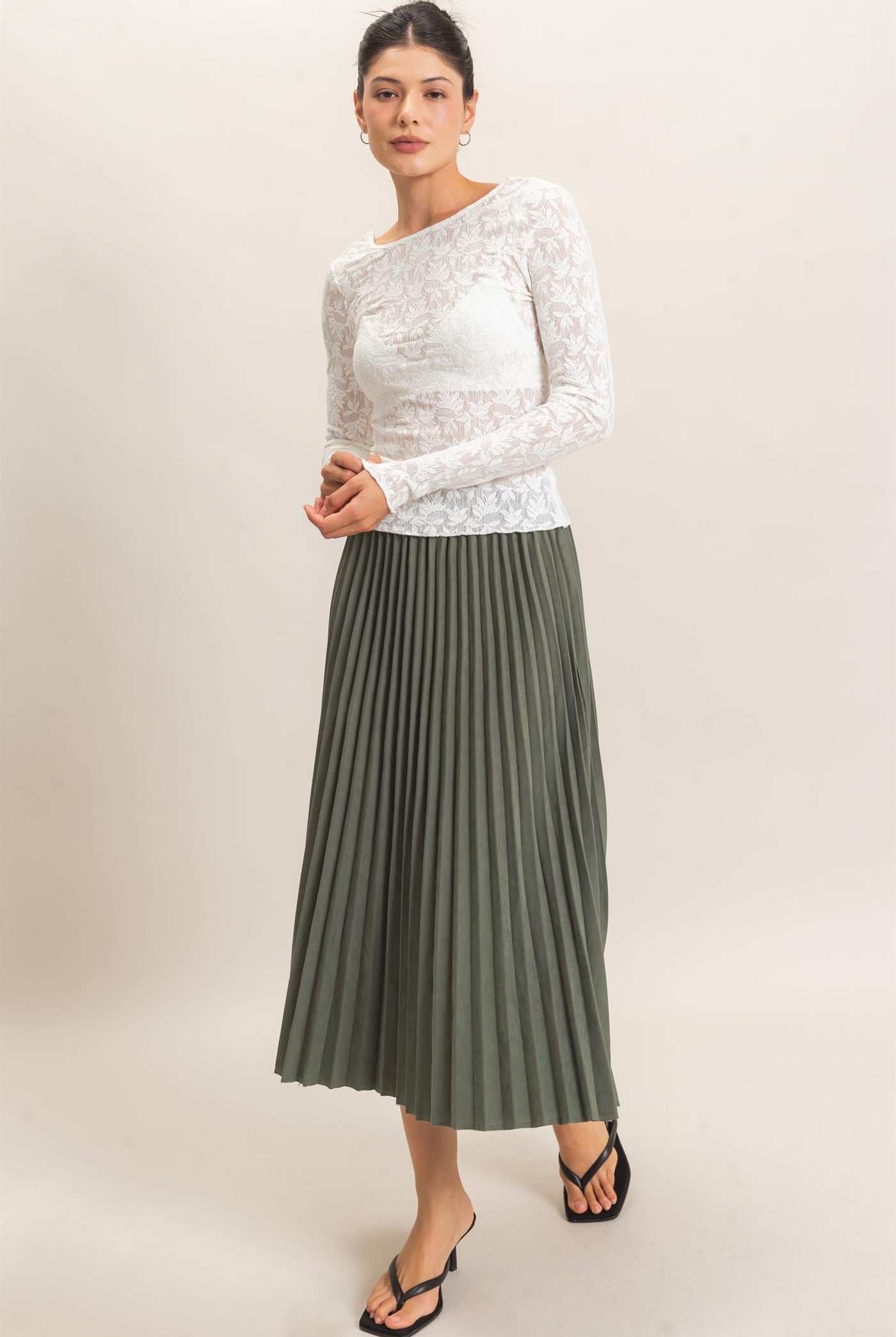 Wholesale Floral Lace Long Sleeve Top Clothing Tops HF26E309 OFF WHITE HYFVE