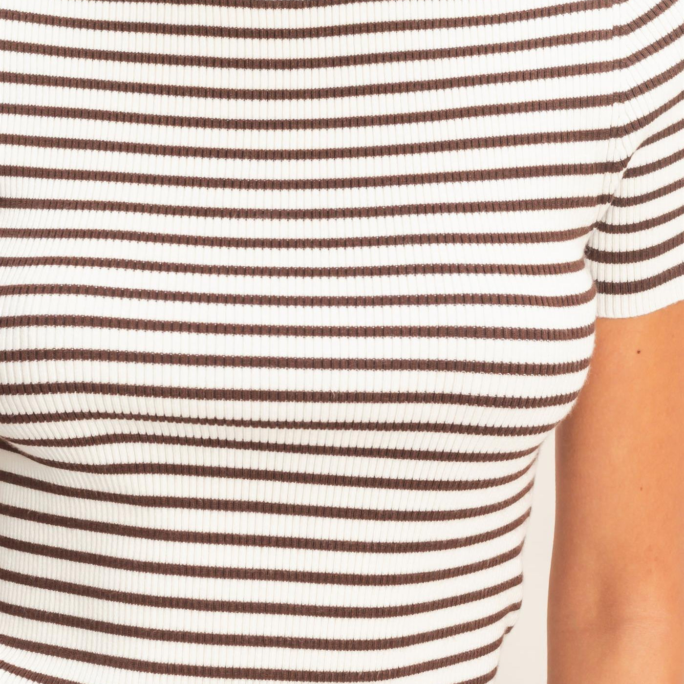 Wholesale Striped Ribbed Short Sleeve Crew Neck Knit Top Clothing Tops DZ26A450 CHOCOLATE DOUBLE ZERO