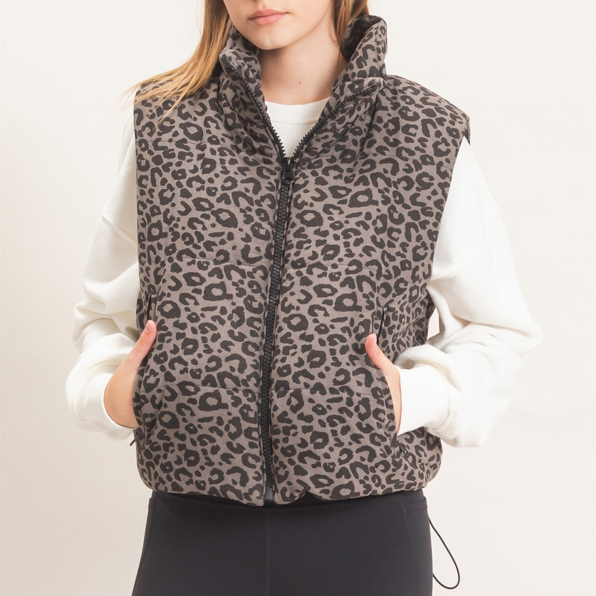 Wholesale Leopard Quilted Zip Up Puffer Vest Outerwear HF26F205 BLACK HYFVE