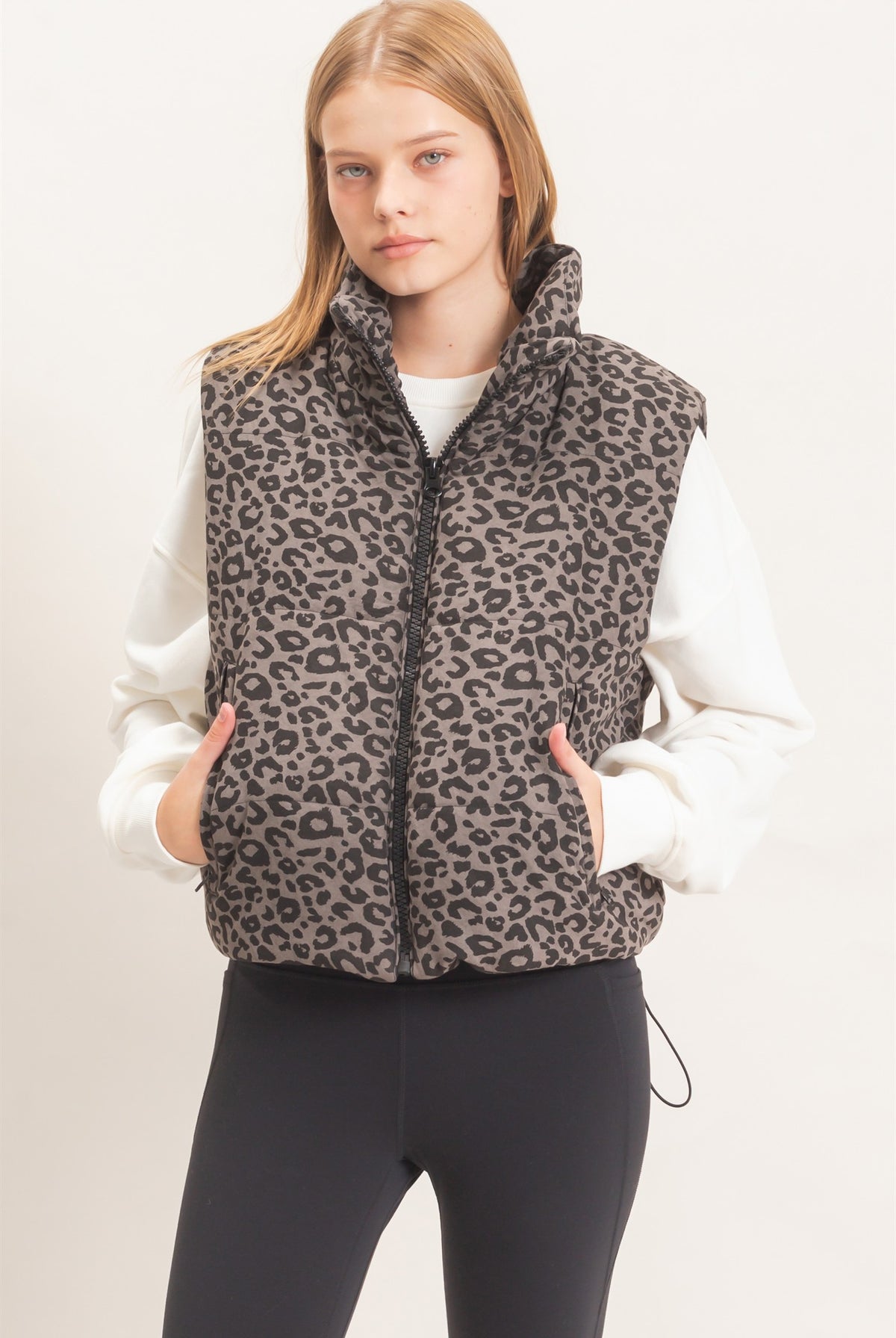 Wholesale Leopard Quilted Zip Up Puffer Vest Outerwear HF26F205 BLACK HYFVE