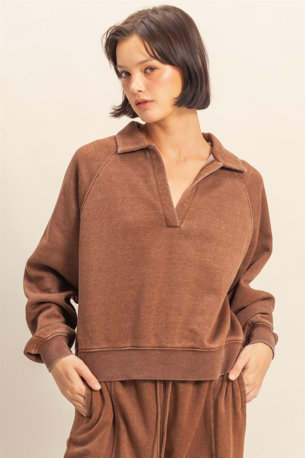 Raglan Sleeve Sweatshirt