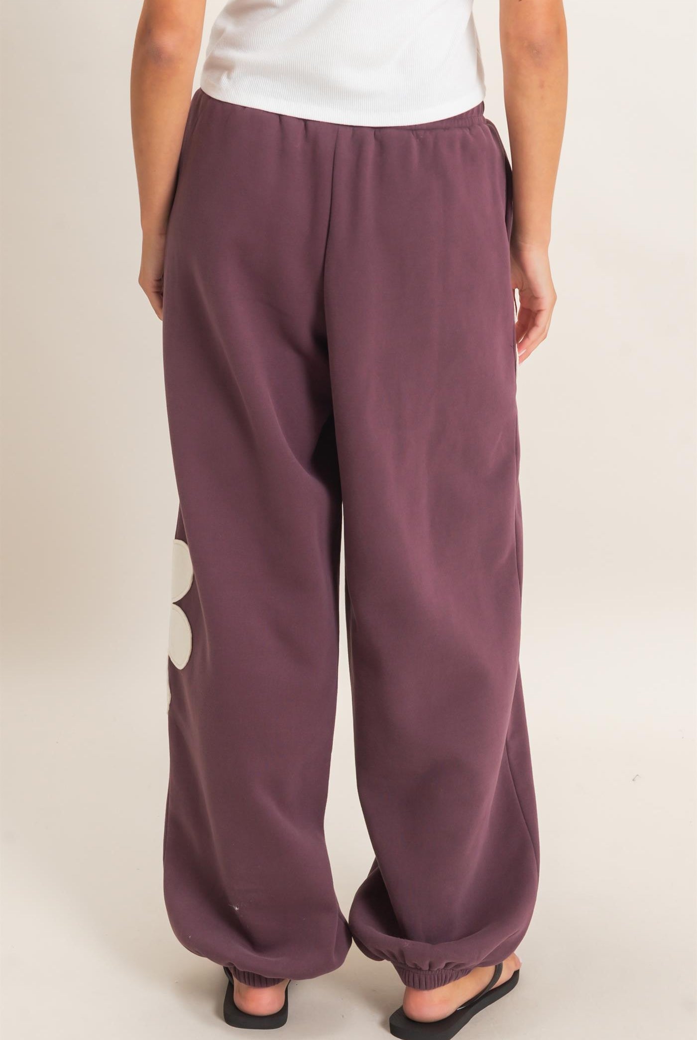 Wholesale Floral Applique Drawstring Jogger Pants Joggers DZ26F308 COCOA DOUBLE ZERO