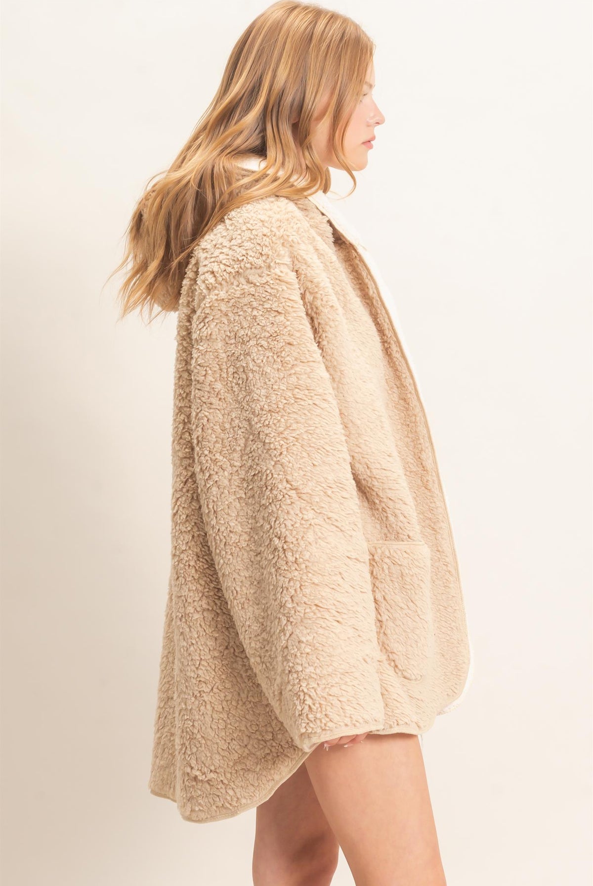 Wholesale Hooded Sherpa Jacket Coats & Jackets HF26E874 LIGHT BEIGE HYFVE