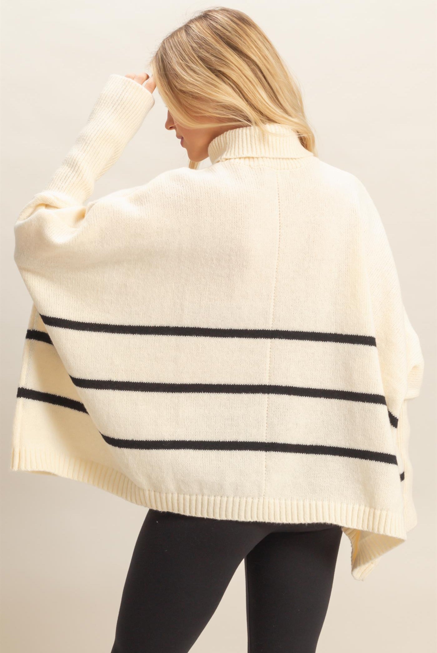 Wholesale Striped Turtle Neck Oversized Sweater Sweaters HF25F290 WARM WHITE HYFVE