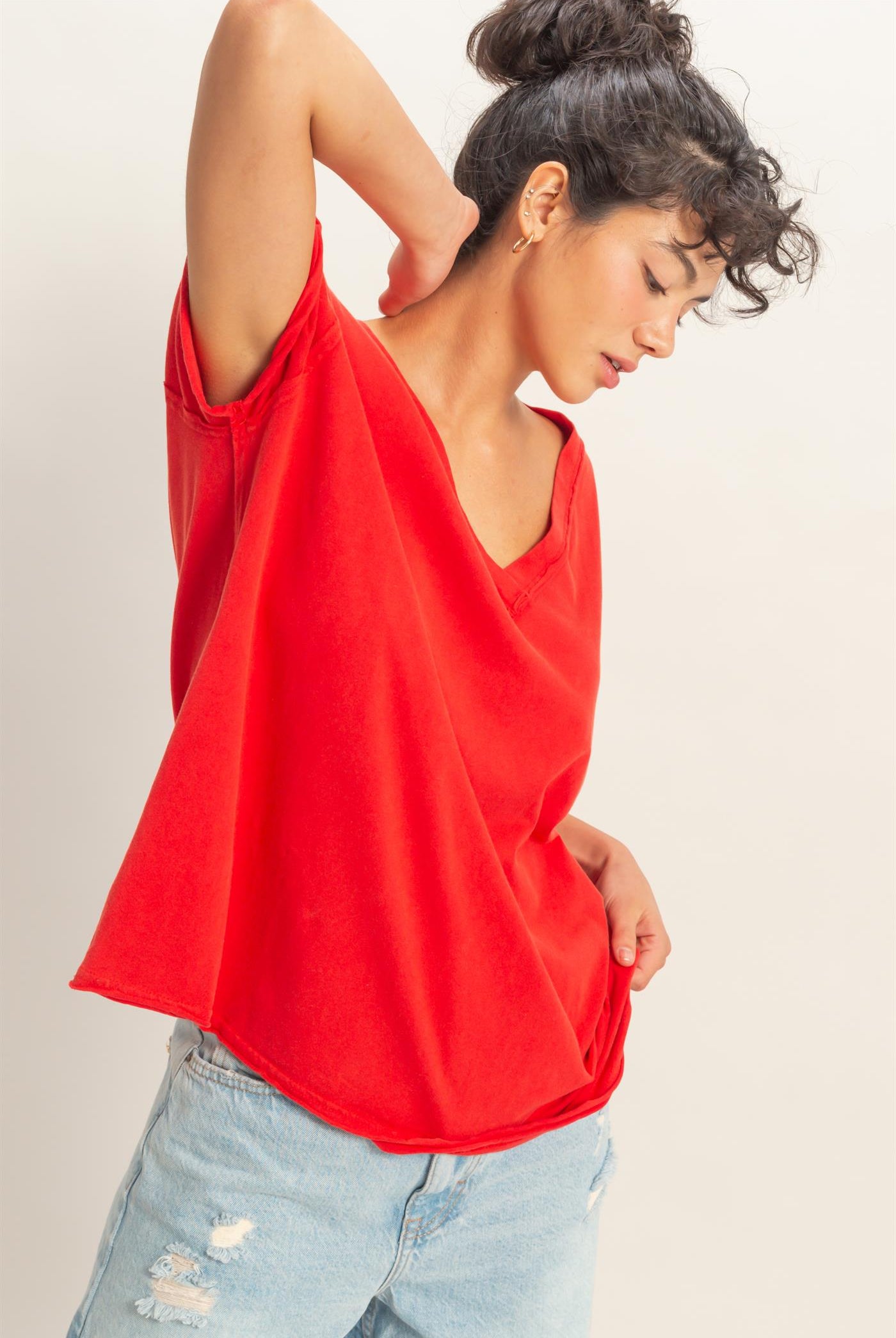 Wholesale Washed V-Neck Oversized Tee Clothing Tops DZ26A760 RED DOUBLE ZERO