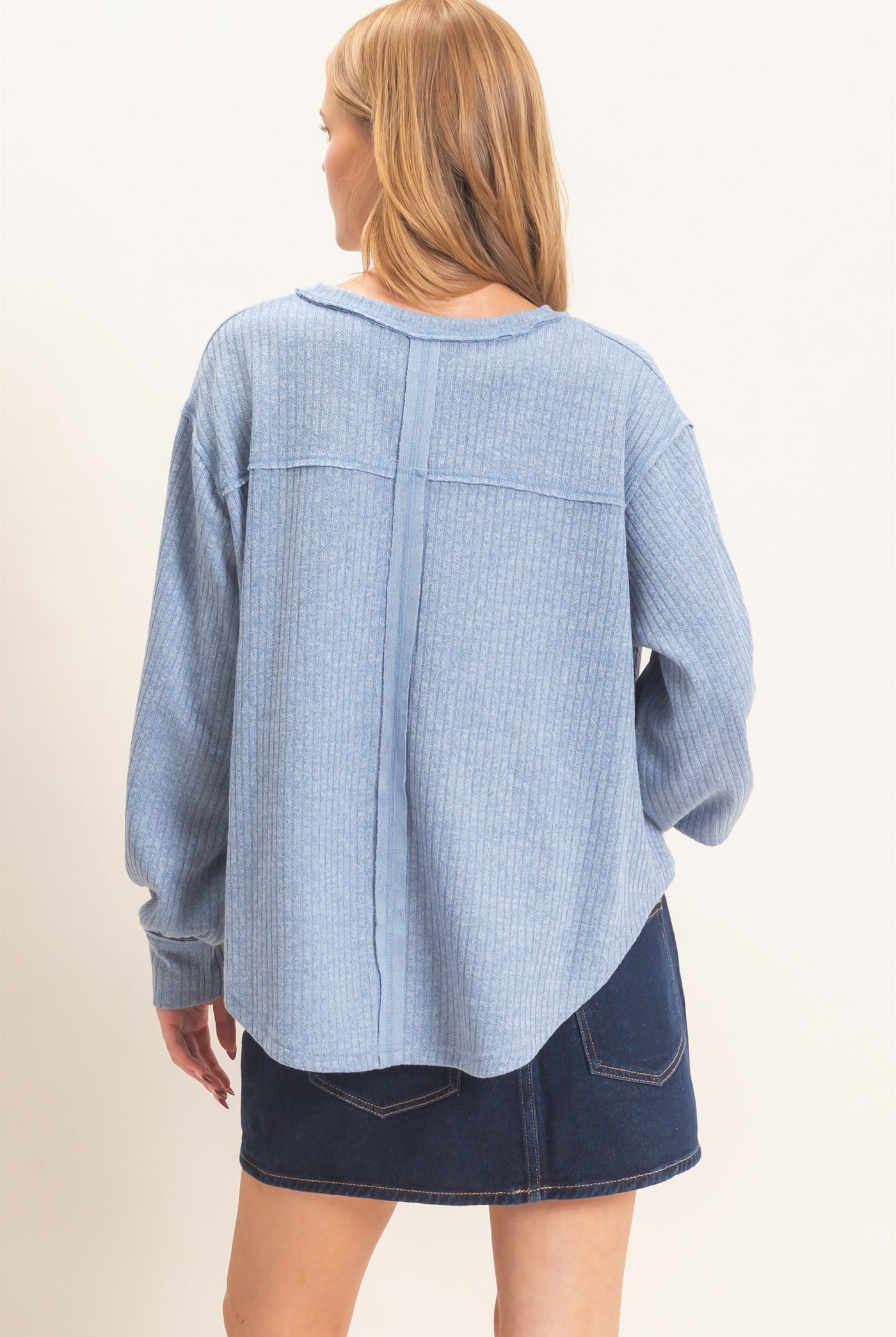 Wholesale Ribbed V-Neck Knit Top Shirts HF26F351 BLUE HYFVE