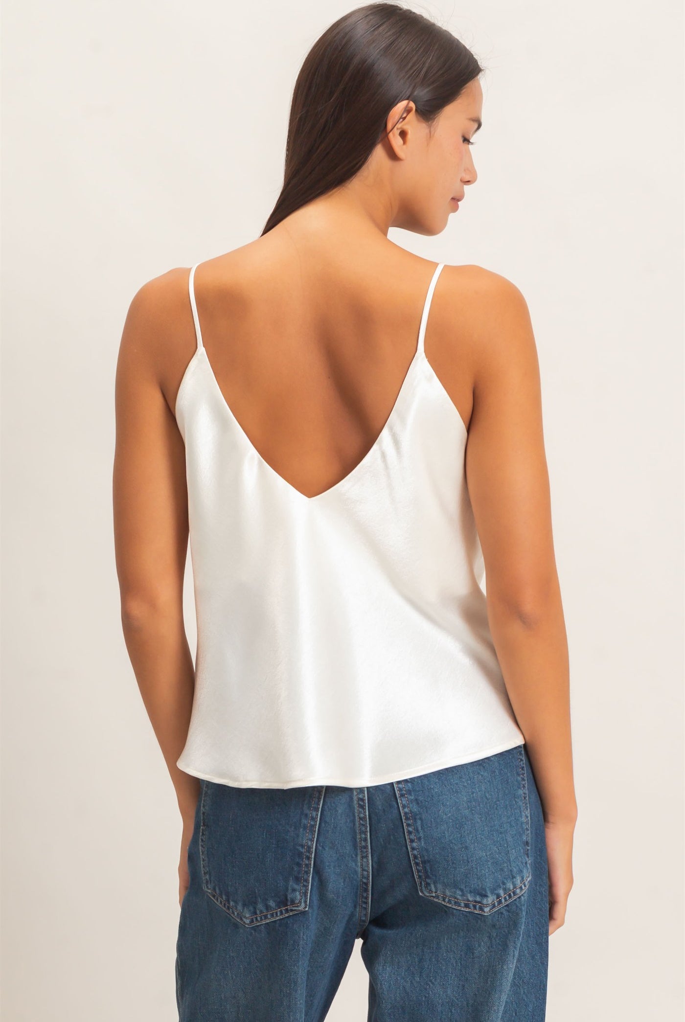 Wholesale V-Neck Satin Cami Top Camisoles DZ26C976 CREAM DOUBLE ZERO