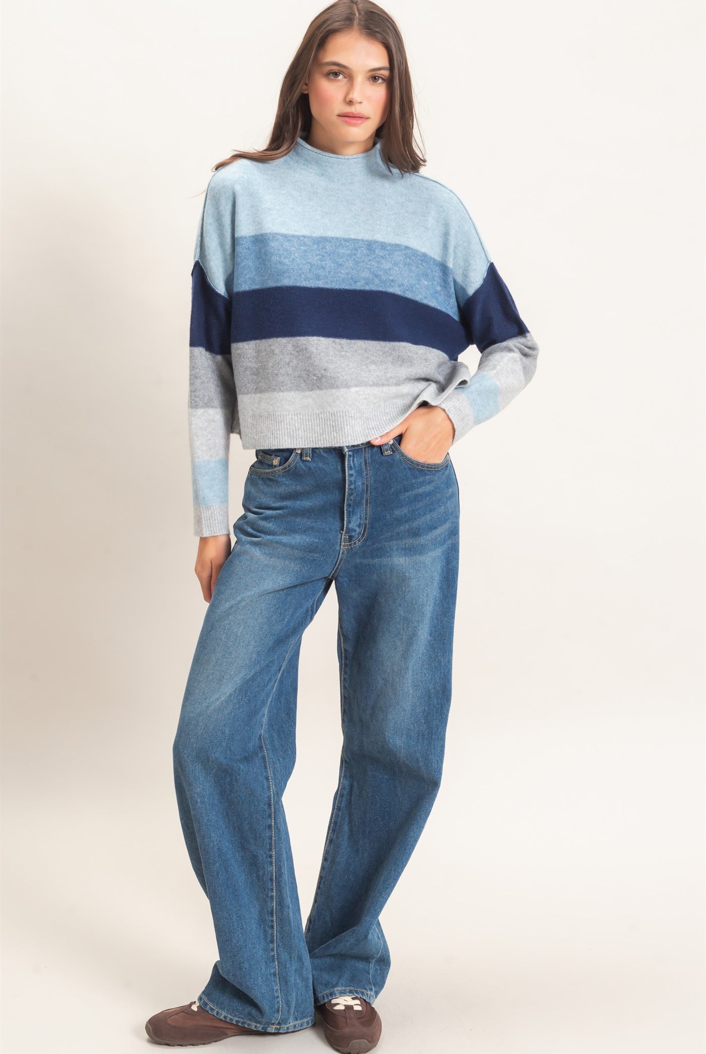 Wholesale Color Block Turtleneck Sweater Sweaters HF26E362 BLUE COMBO HYFVE