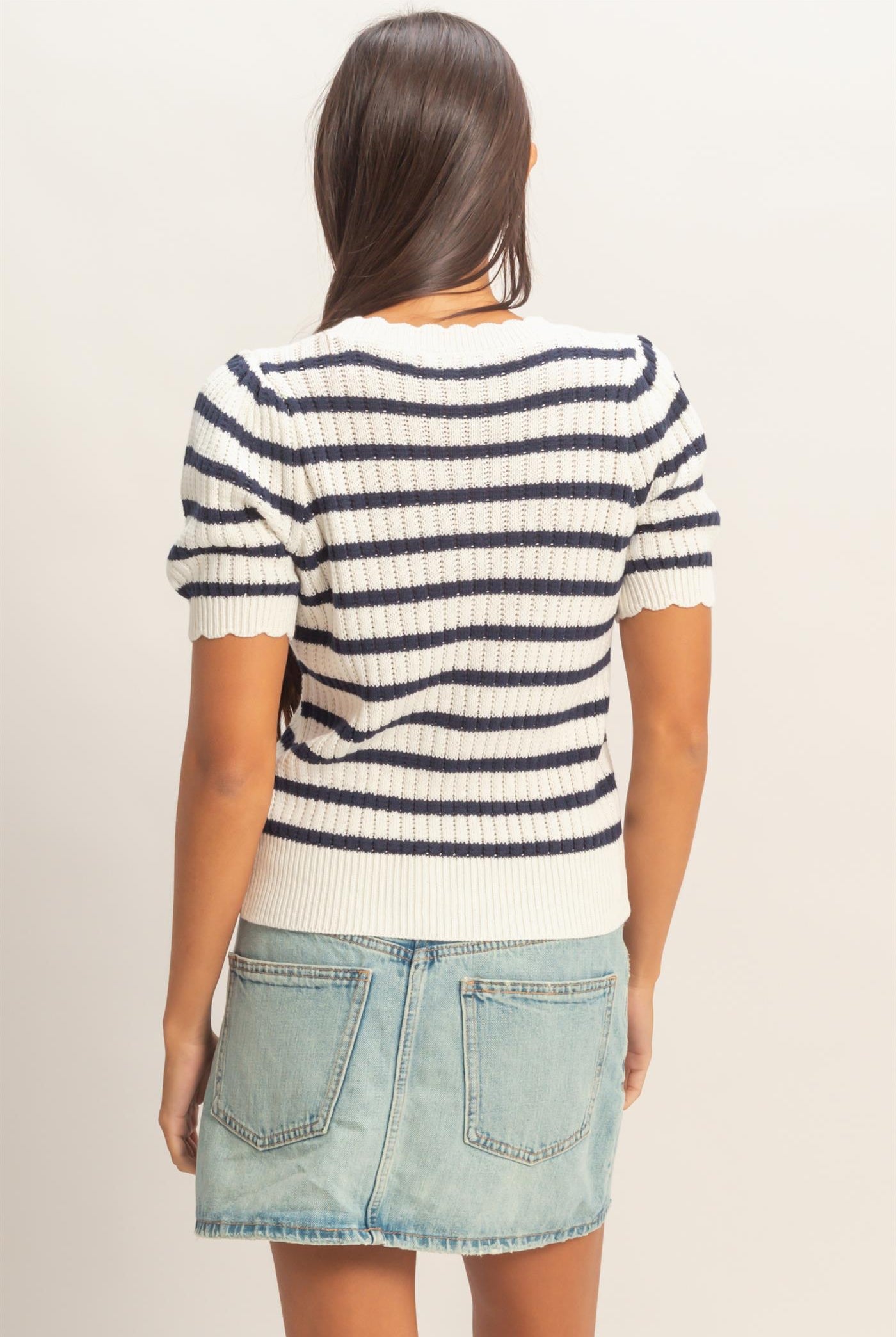 Wholesale Striped Scallop Edge Puff Sleeve Knit Top Shirts DZ26A284 NAVY DOUBLE ZERO