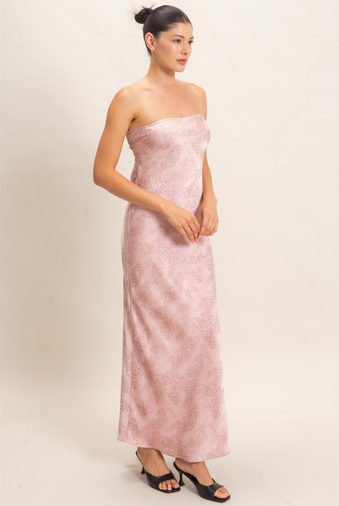 Wholesale Satin Patterned Maxi Dress Dresses HF26F029 PINK HYFVE