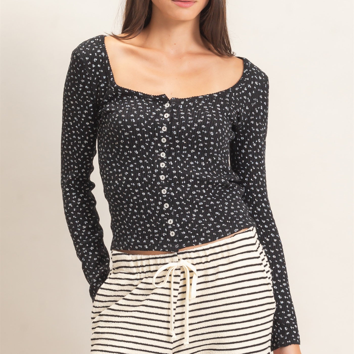 Wholesale Square Neck Button-Up Top Clothing Tops HF26E675 BLACK HYFVE