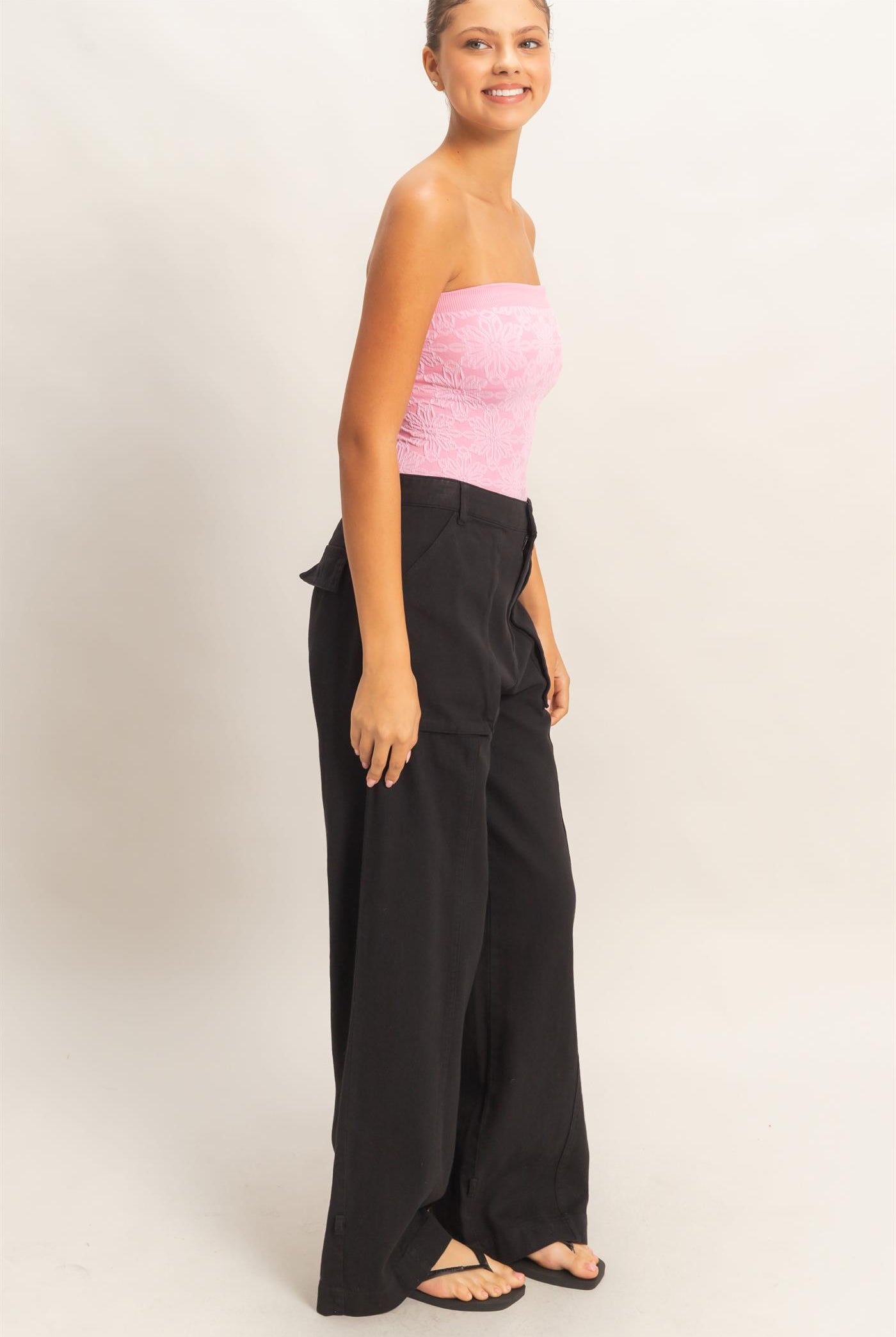 Wholesale High Rise Cargo Pants With Ankle Ties Pants DZ24C156 BLACK DOUBLE ZERO