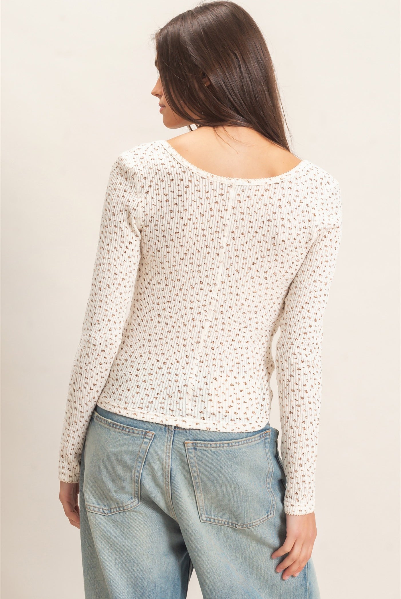 Wholesale Square Neck Button-Up Top Clothing Tops HF26E675 CREAM HYFVE