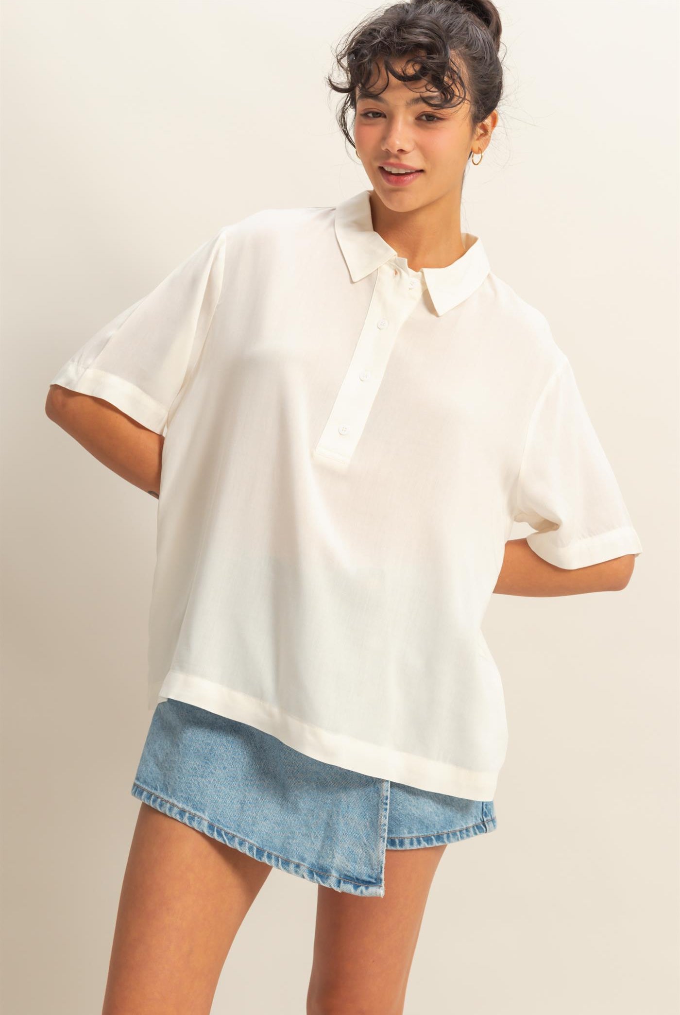 Wholesale Woven Half Button-Up Relaxed Top Clothing Tops DZ25C814 WHITE DOUBLE ZERO