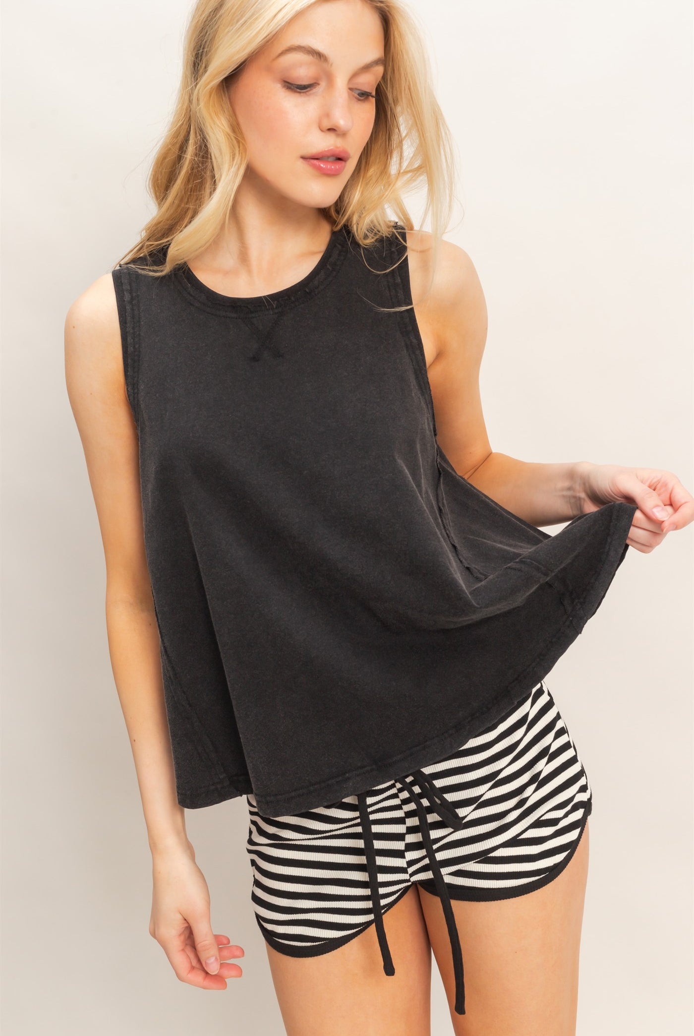 Wholesale Raw Edge Details Sleeveless Washed Top Clothing Tops DZ26E278 BLACK DOUBLE ZERO
