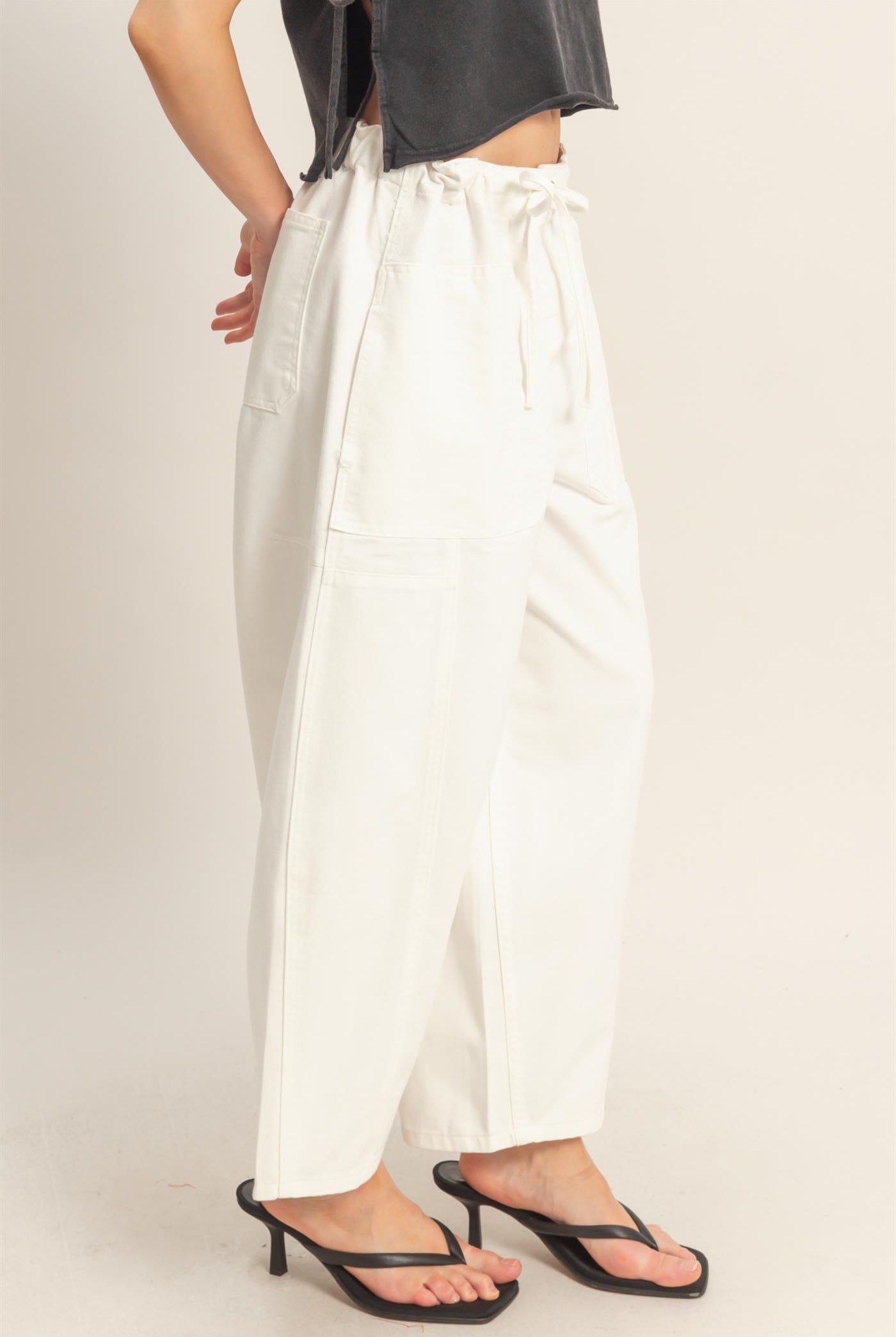 Wholesale Wide Pants With Oversize Pockets Pants HF26A125 WHITE HYFVE