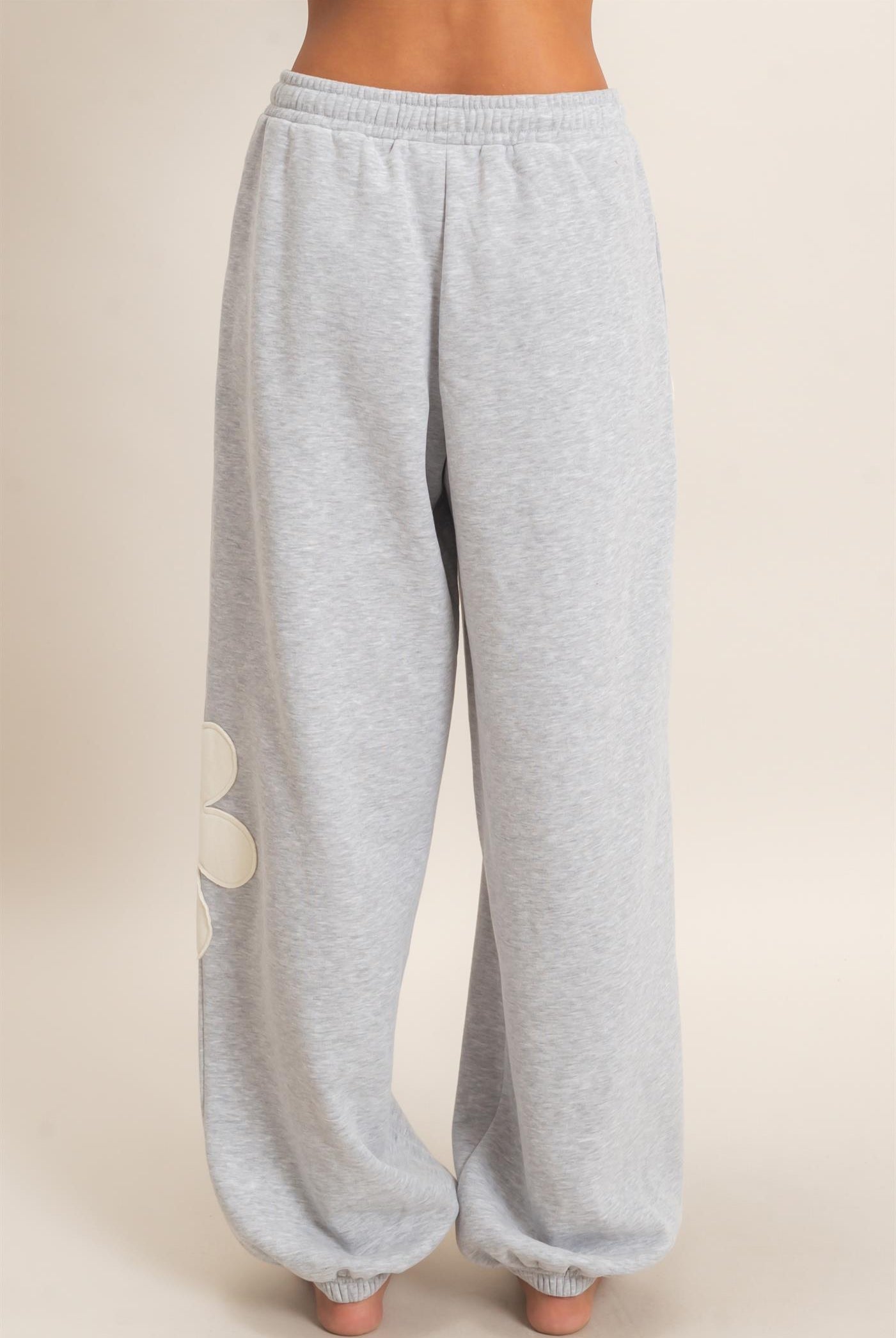 Wholesale Floral Applique Drawstring Jogger Pants Joggers DZ26F308 HEATHER GRAY DOUBLE ZERO